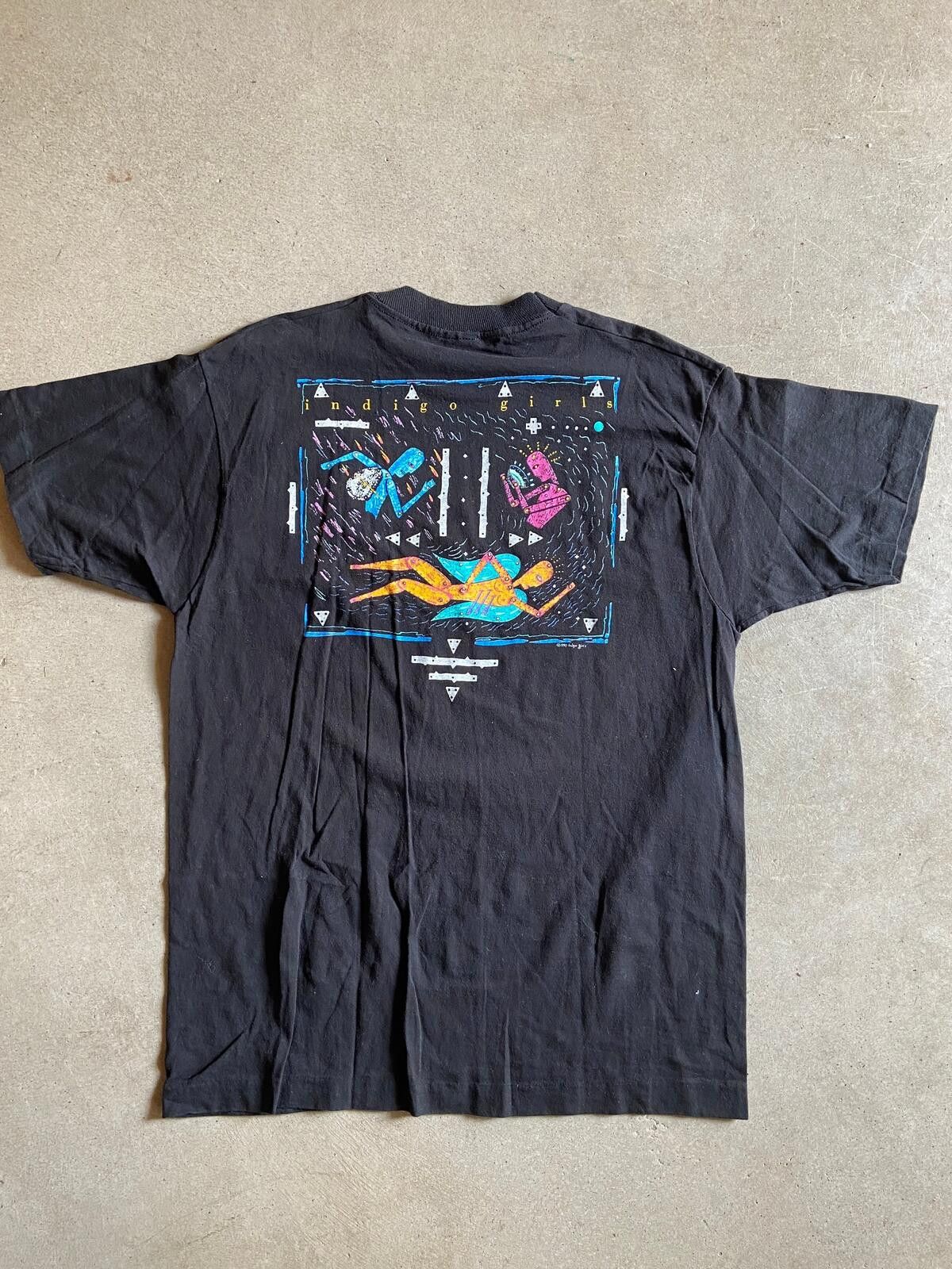 Fruit Of The Loom VTG Indigo Girls "Nomads Indians Saints" Tee Sz XL Size US XL / EU 56 / 4 - 1 Thumbnail