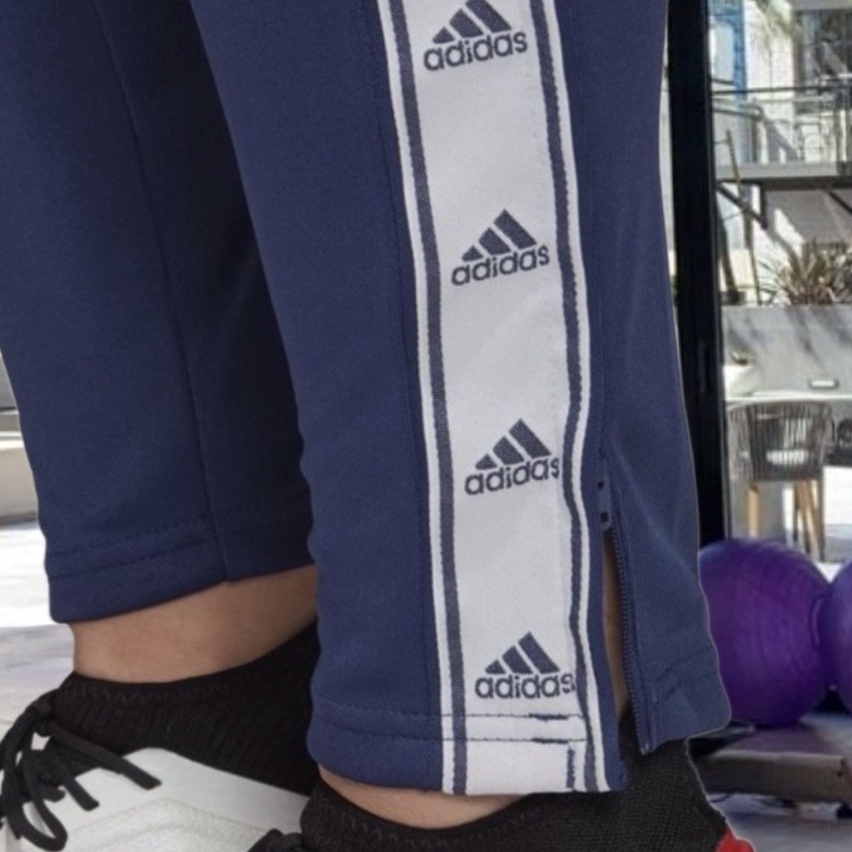 Adidas adidas trio track pant joggers in muted navy blue small nike Size 28" / US 6 / IT 42 - 10 Thumbnail