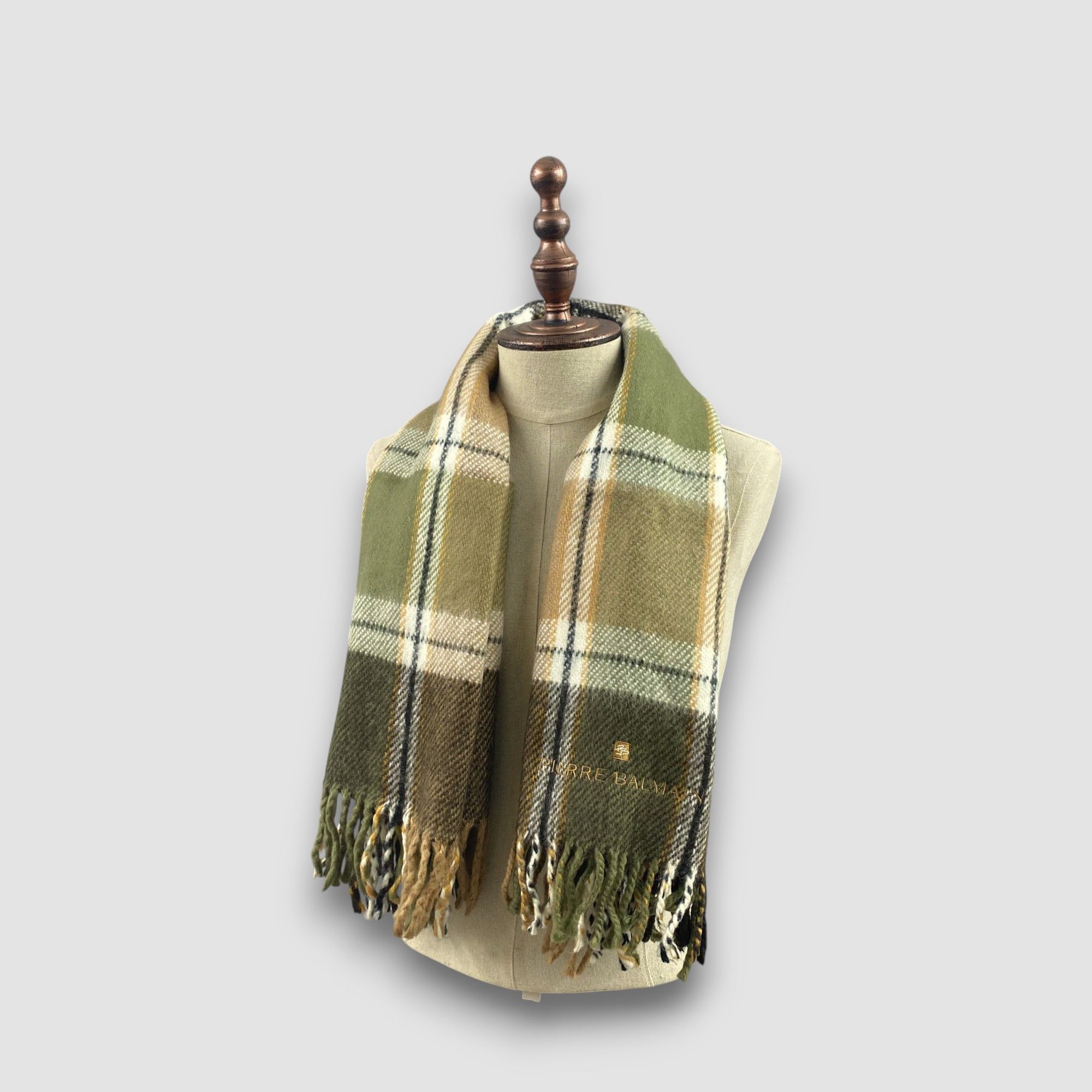 Pierre Balmain Vintage Pierre Balmain Scarf Muffler Wool Stole Wrap Scarves Size ONE SIZE - 2 Thumbnail