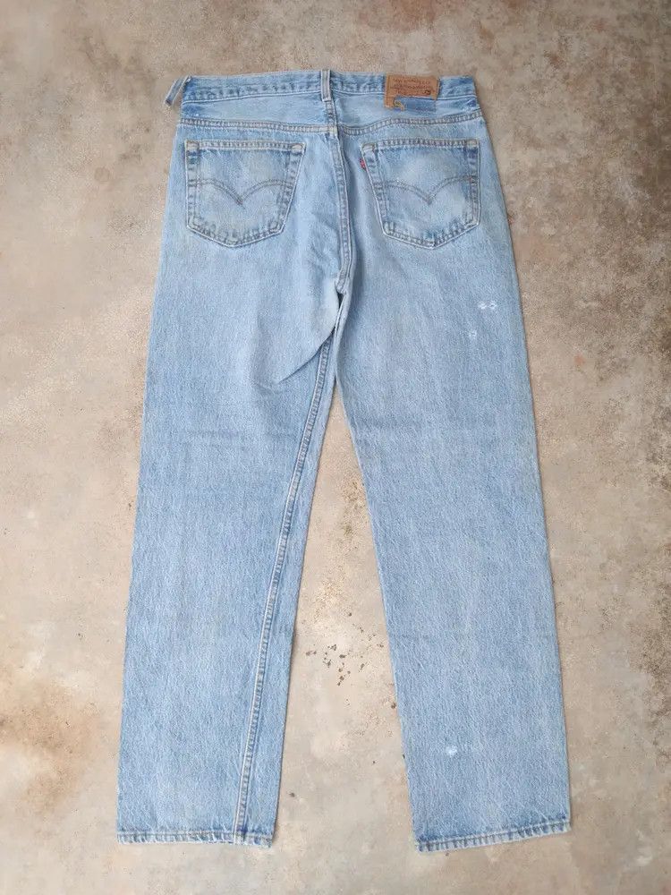 Levi's × Vintage Vintage Levis 501 Made In USA Distressed Jeans 33x30 Size US 33 - 2 Thumbnail