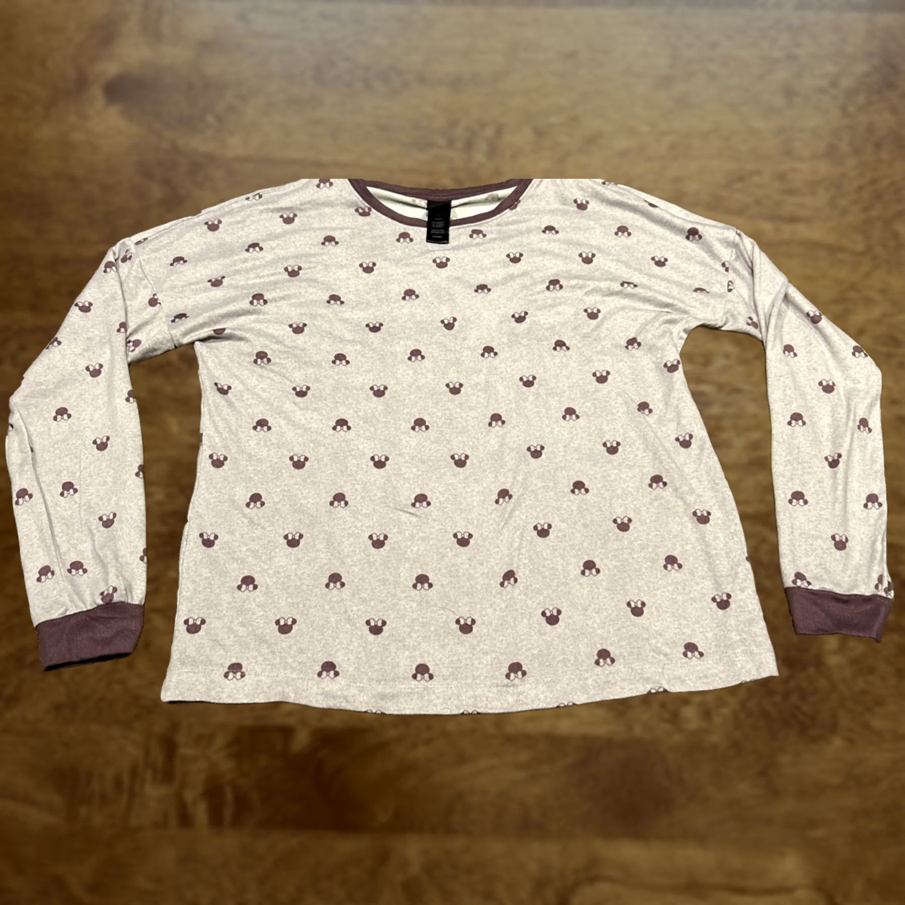 Disney Disney Minnie Mouse Pajama Top Women’s L Long Sleeve Purple Brushed Knit A36 Size L / US 10 / IT 46 - 1 Thumbnail