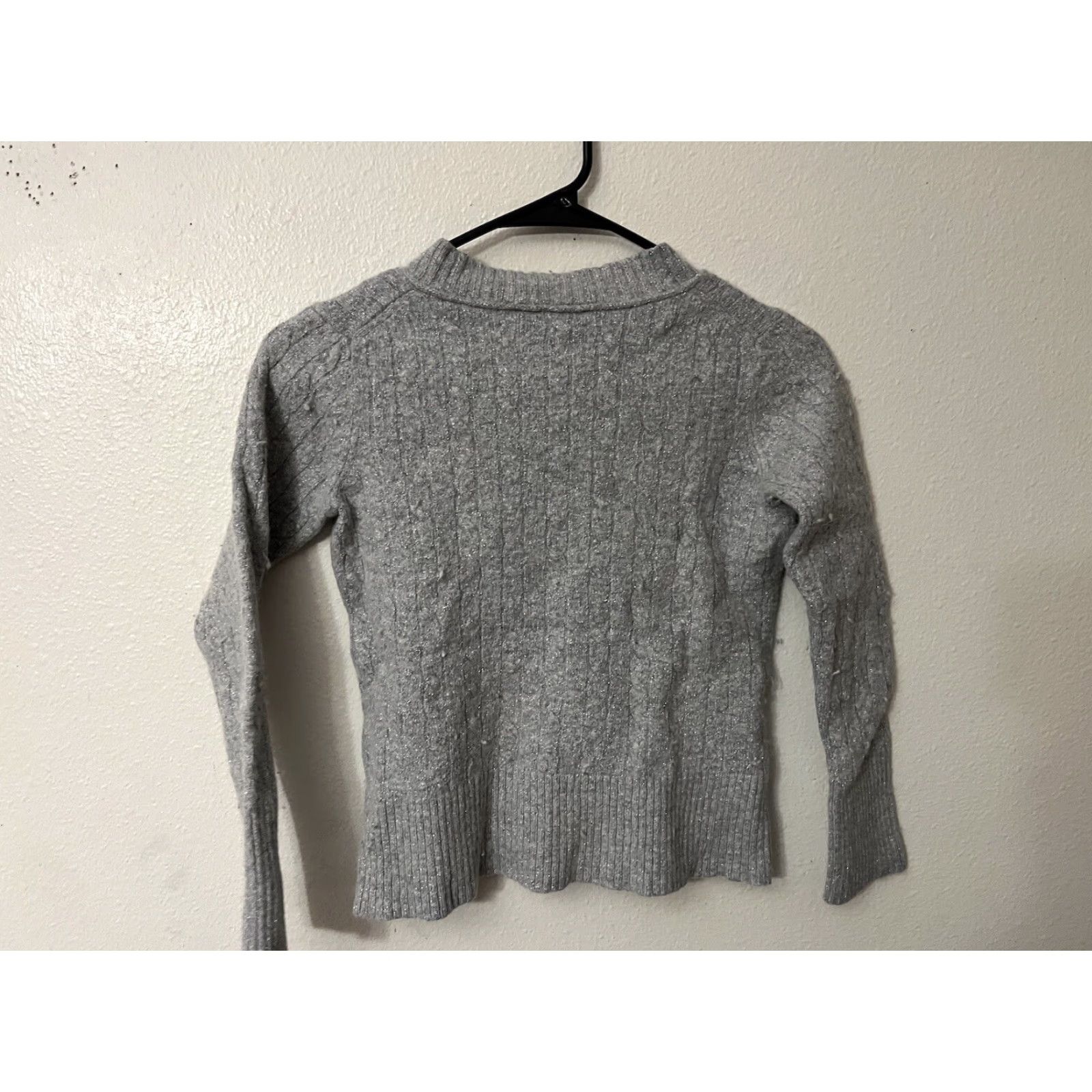 Loft Ann Taylor LOFT Long Sleeve V-neck Sweater Gray Wool Size L Shrunk Women Size L / US 10 / IT 46 - 3 Thumbnail