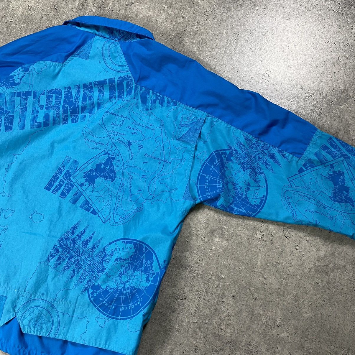 Nike × Vintage Nike International Rare Atlas World Map Light Jacket 90s Size US XL / EU 56 / 4 - 8 Thumbnail