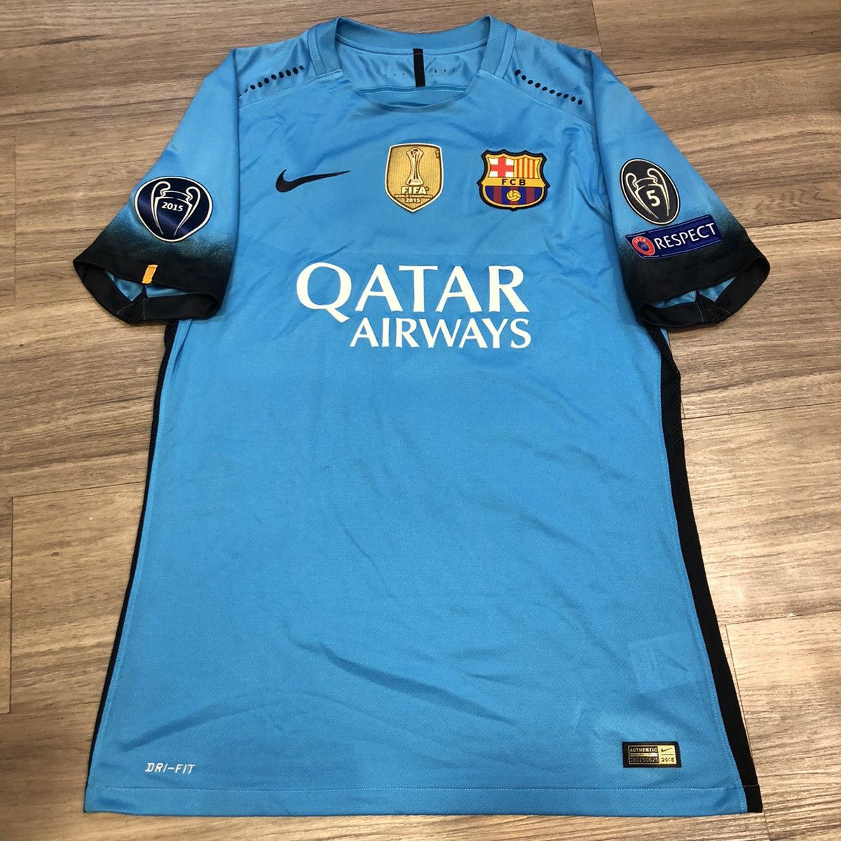 image of F C Barcelona x Soccer Jersey Barcelona 15/16 Player Issue Away Shirt 20 S.roberto in Light Blue (S