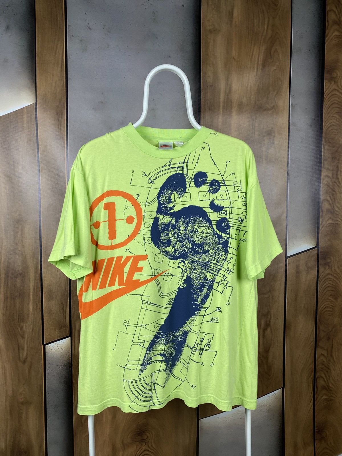Nike ®️Vintage 90s T-Shirt Nike Big Swoosh Logo VTG Art Tee®️ Size US M / EU 48-50 / 2 - 1 Thumbnail
