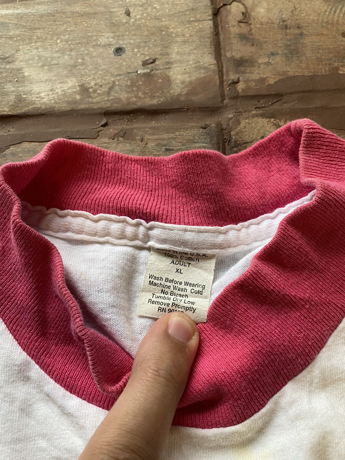 Vintage Vintage 1990s Cambridge Ribbed T-Shirt Size US XL / EU 56 / 4 - 6 Thumbnail