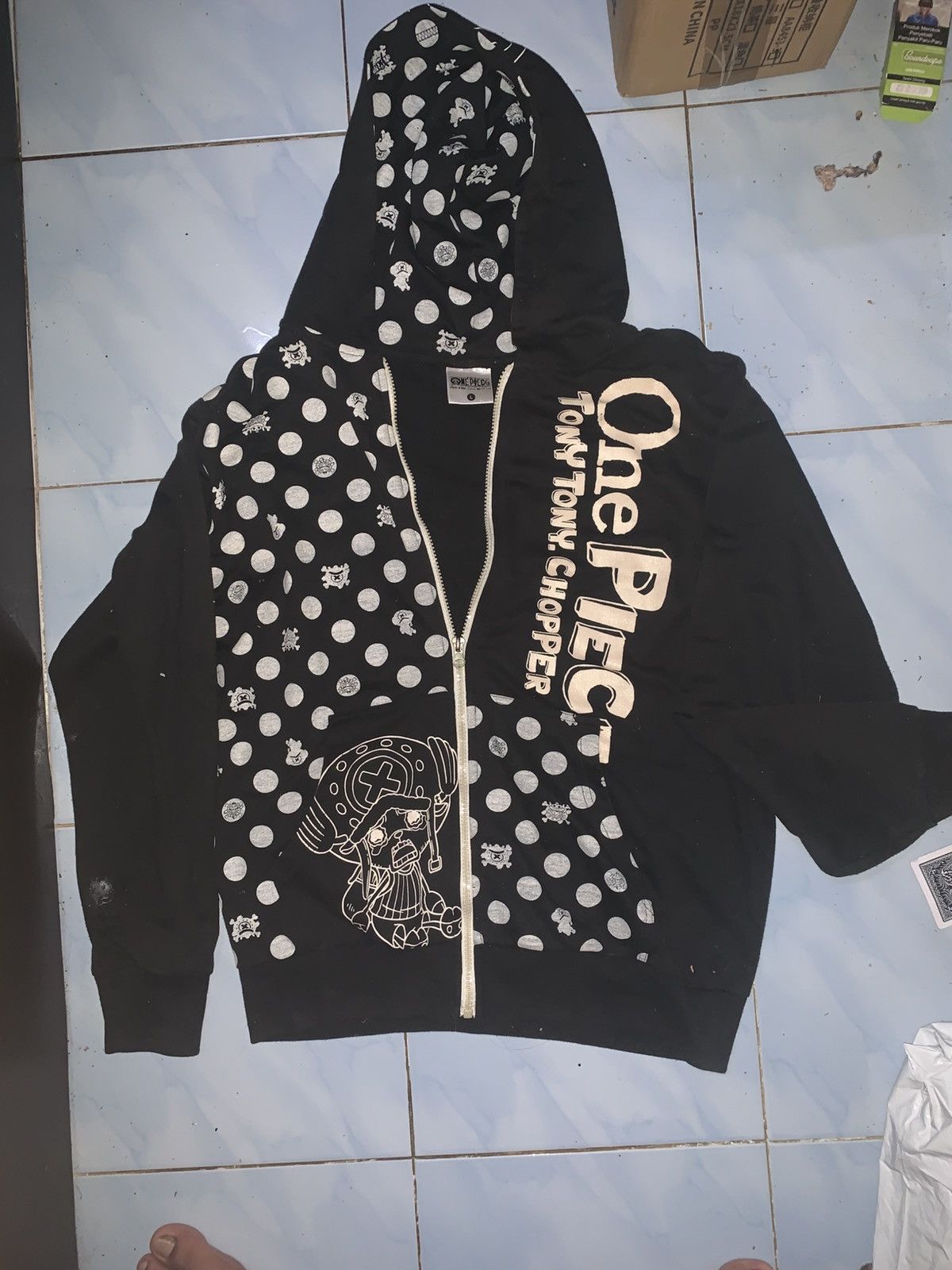 One Piece Tony tony chopper hoodie original Size US L / EU 52-54 / 3 - 1 Thumbnail