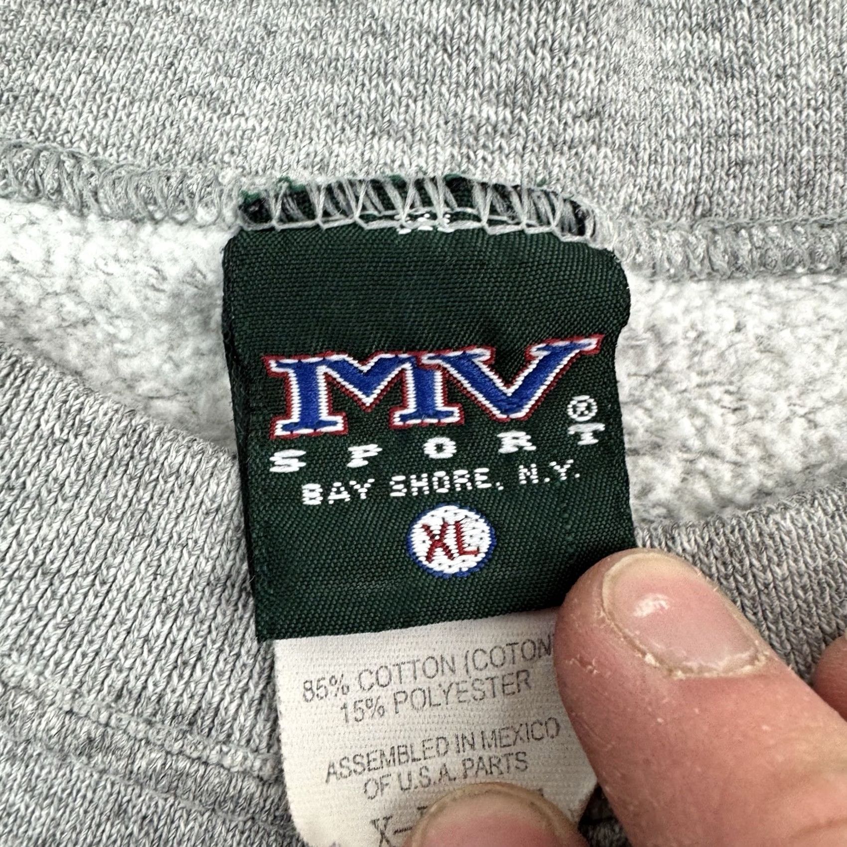 Vintage VINTAGE MV Sport Sweatshirt Adult XL College Sports 90s Crewneck USA Gray Cotton Polyester Mens Size US XL / EU 56 / 4 - 5 Thumbnail