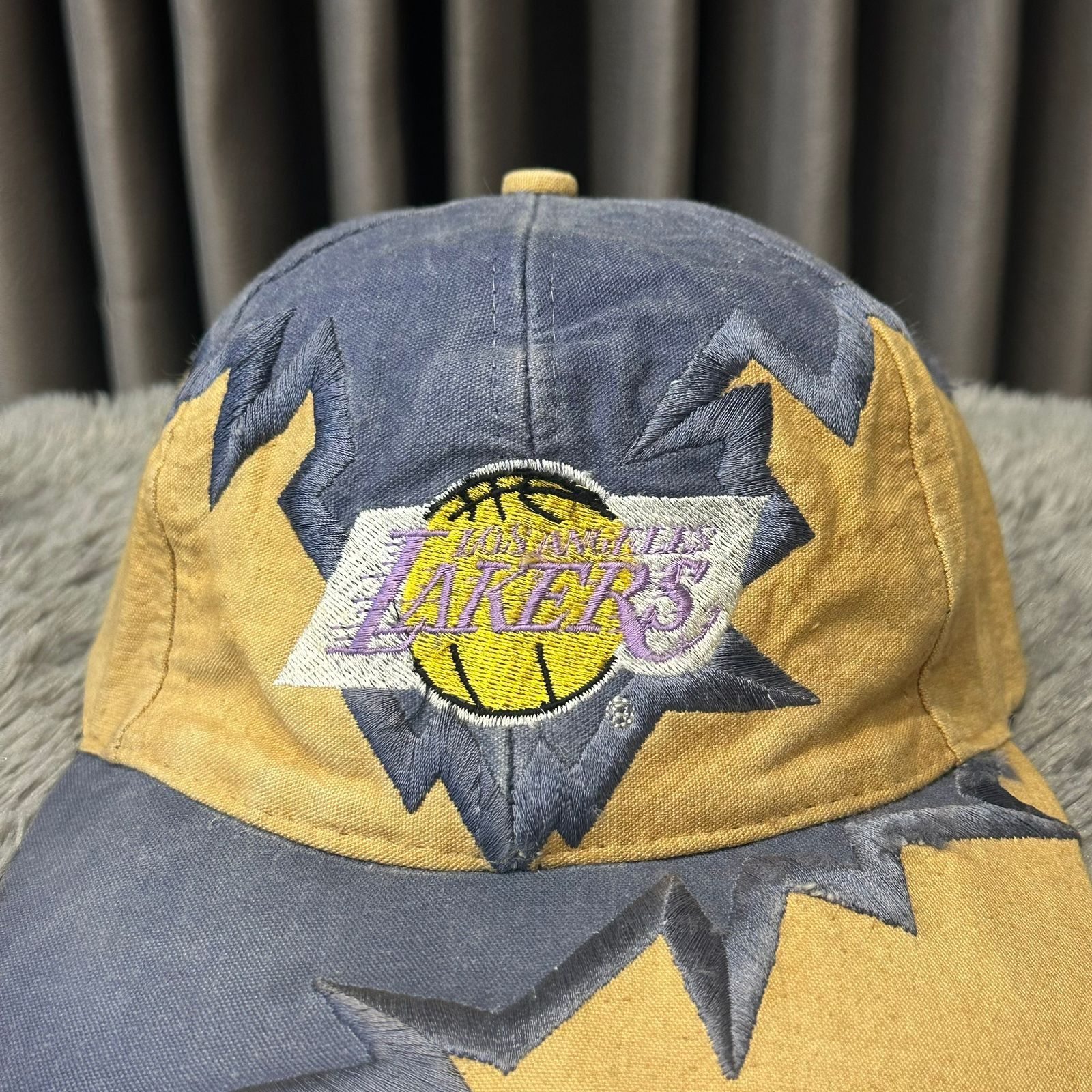 Drew Pearson × NBA Rare Vintage Cap NBA LA Lakers Jagged Edge Drew Pearson Size ONE SIZE - 2 Thumbnail