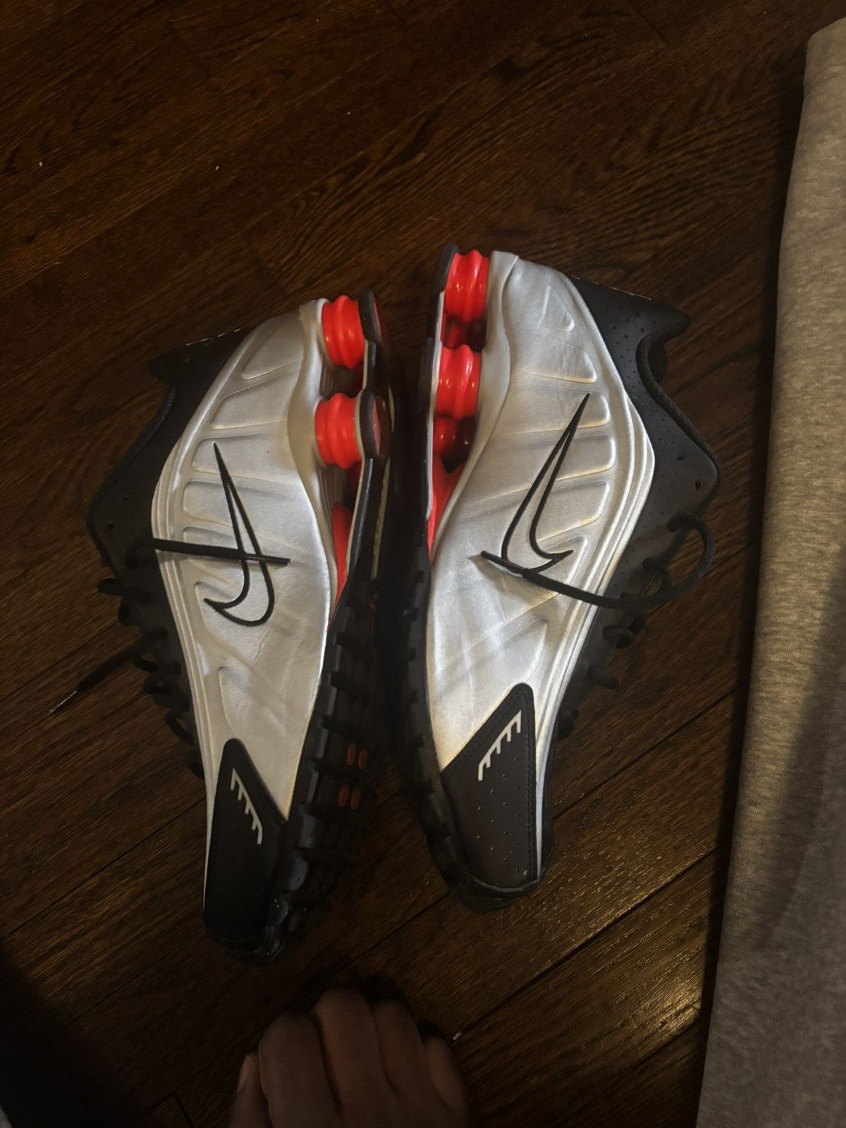 Nike Nike r4 shox infared red Size US 13 / EU 46 - 1 Thumbnail
