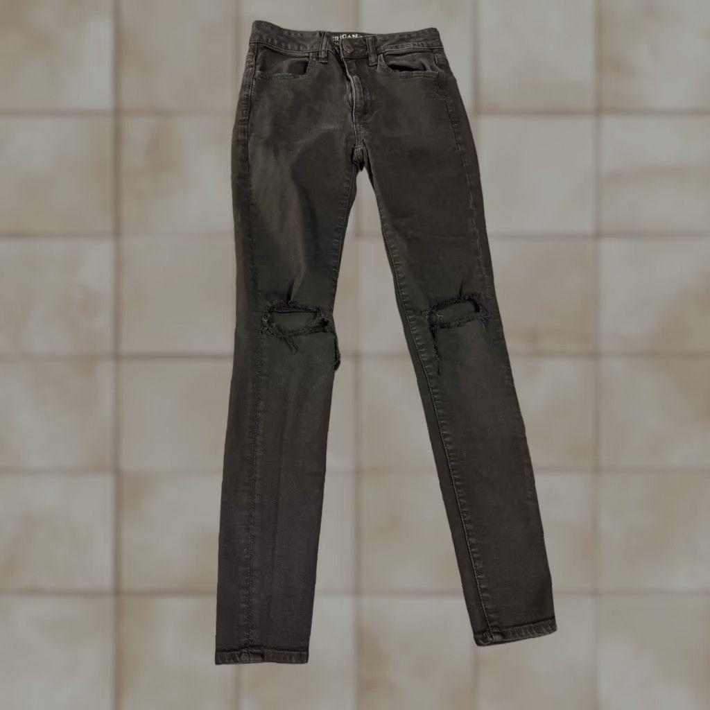 American Eagle Outfitters American Eagle Outfitters Jeans Womens 2 Black High Rise Jegging Distressed Stretch Skinny Size 26" / US 2 / IT 38 - 1 Thumbnail