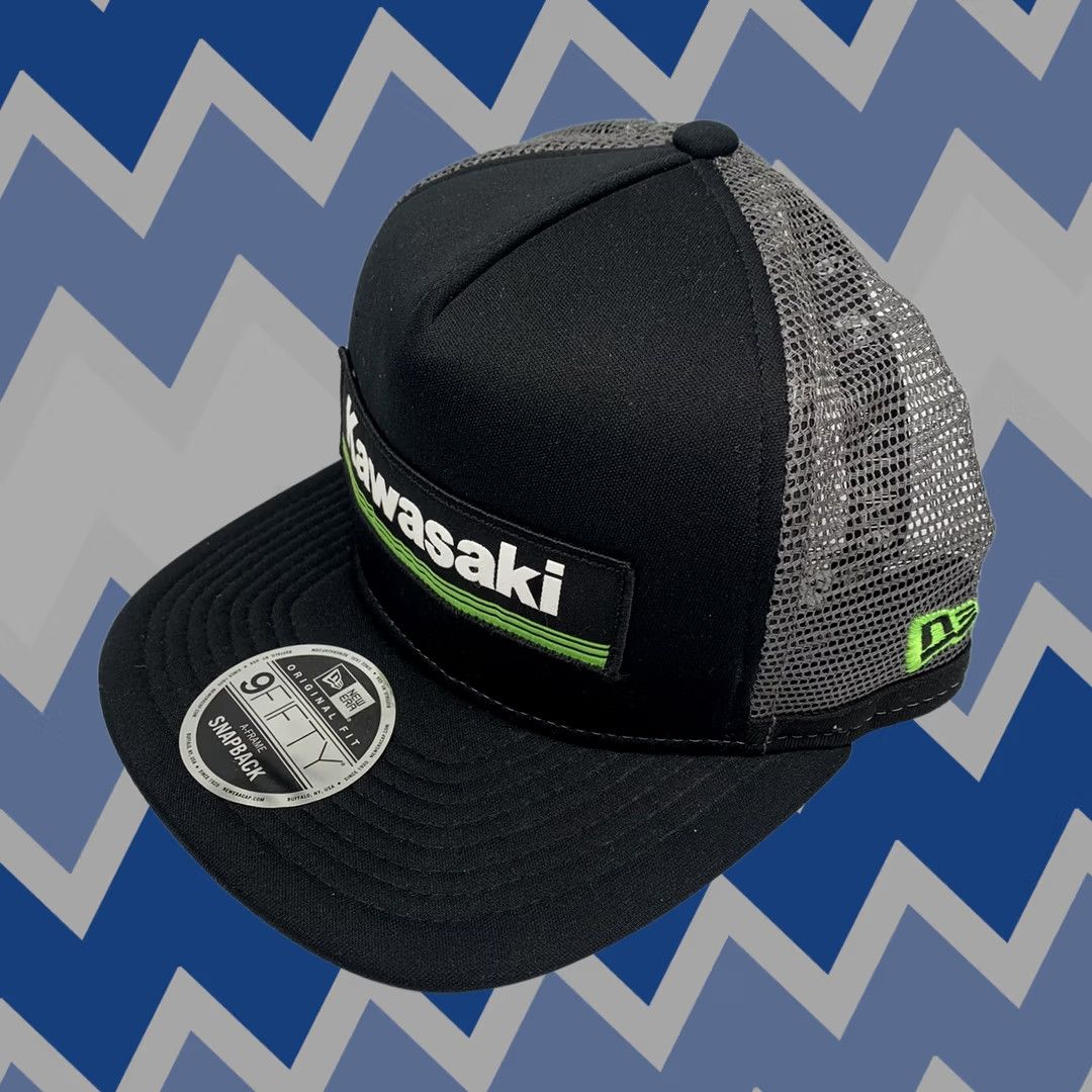 New Era Kawasaki 9FIFTY キャップ New Era Kawasaki Racing New Era Trucker Hat 9Fifty A-Frame