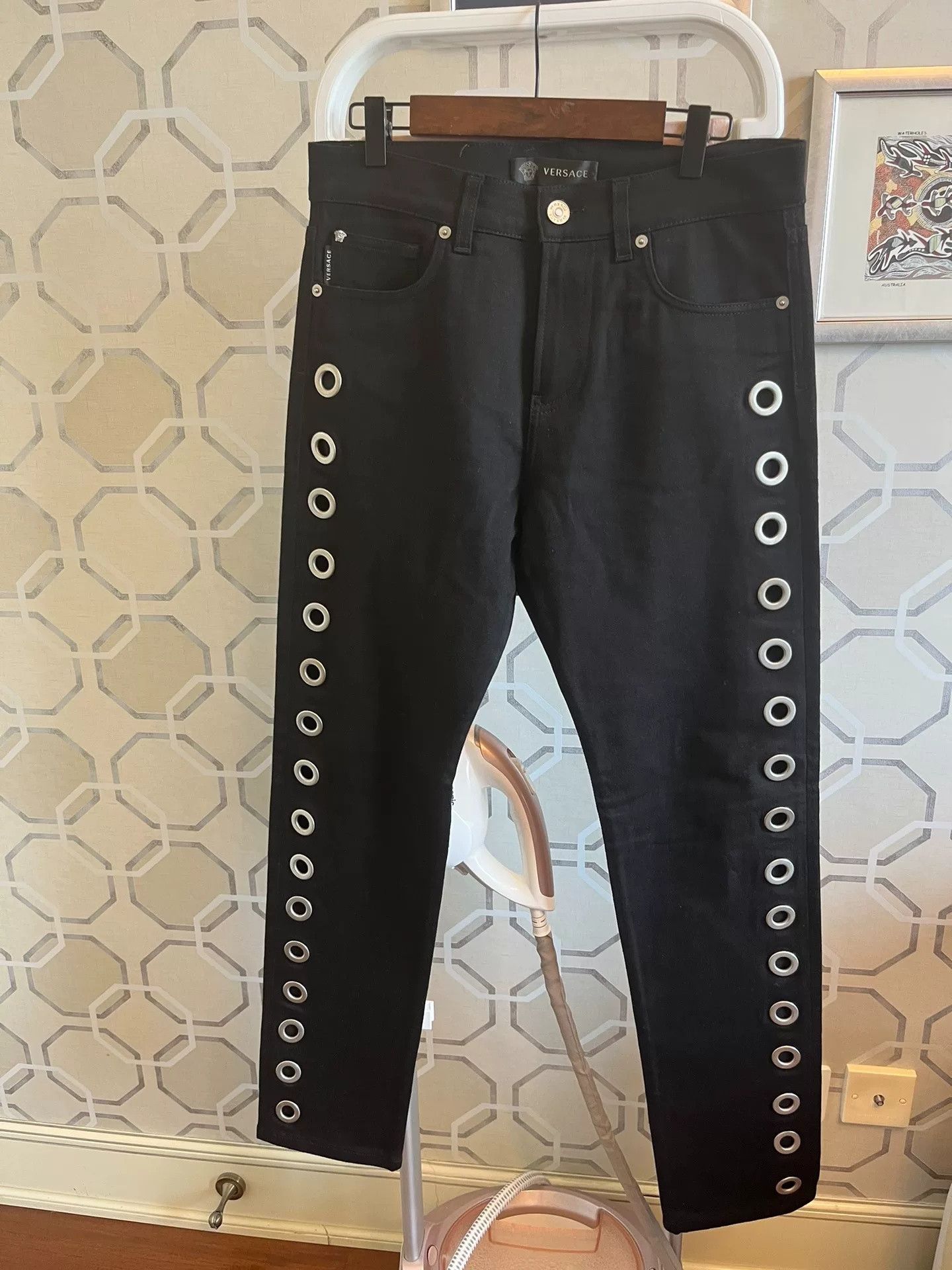 Versace Versace Main Line Hollow Ring Jeans Size US 30 / EU 46 - 1 Thumbnail