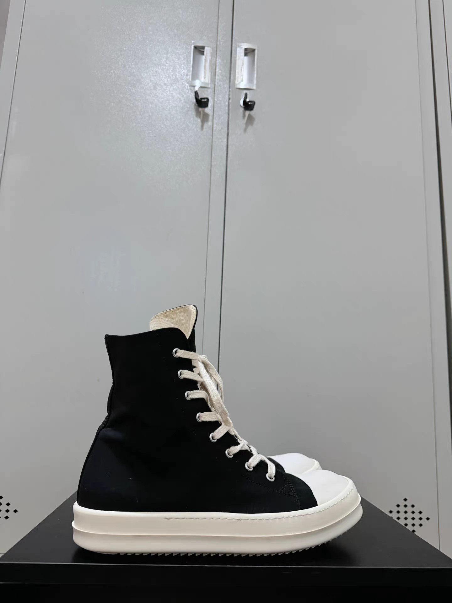 Rick Owens Drkshdw Rick Owens Drkshdw high-top Converse sneakers Size US 9 / EU 42 - 8 Thumbnail