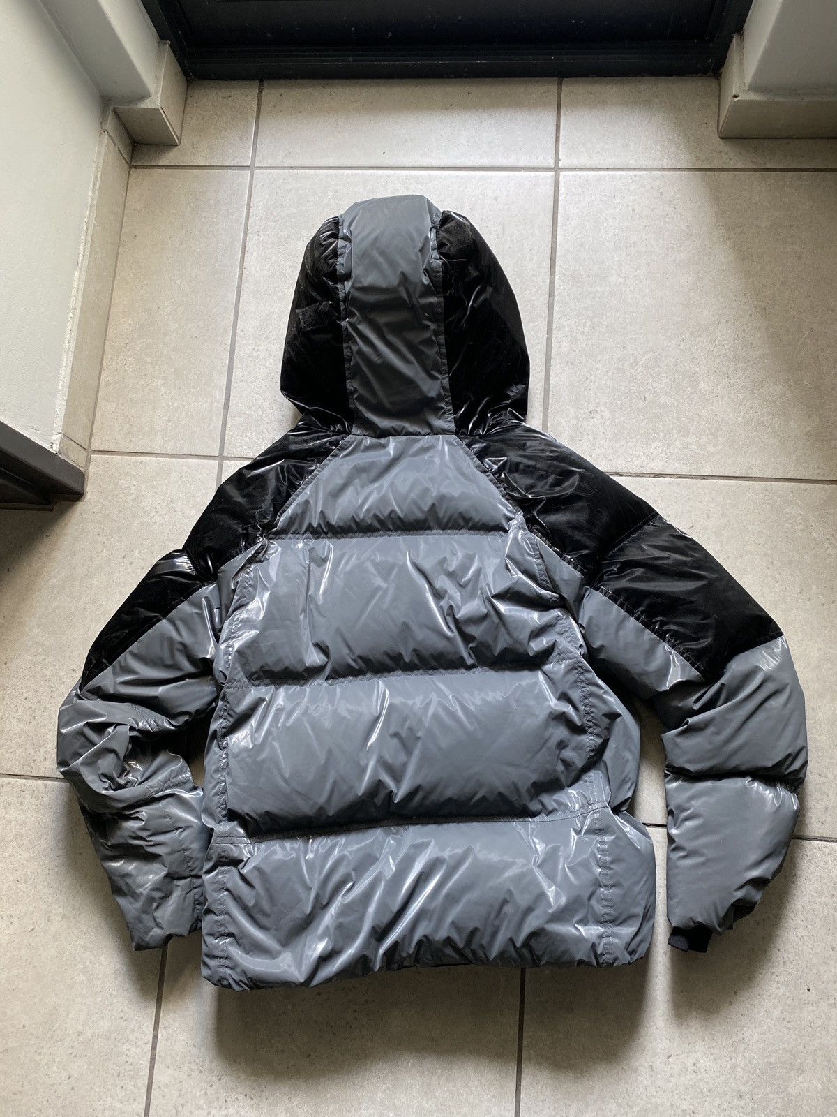 Trapstar London Trapstar “It’s A Secret” Puffer Jacket 🖤 (RARE) Size US S / EU 44-46 / 1 - 3 Thumbnail