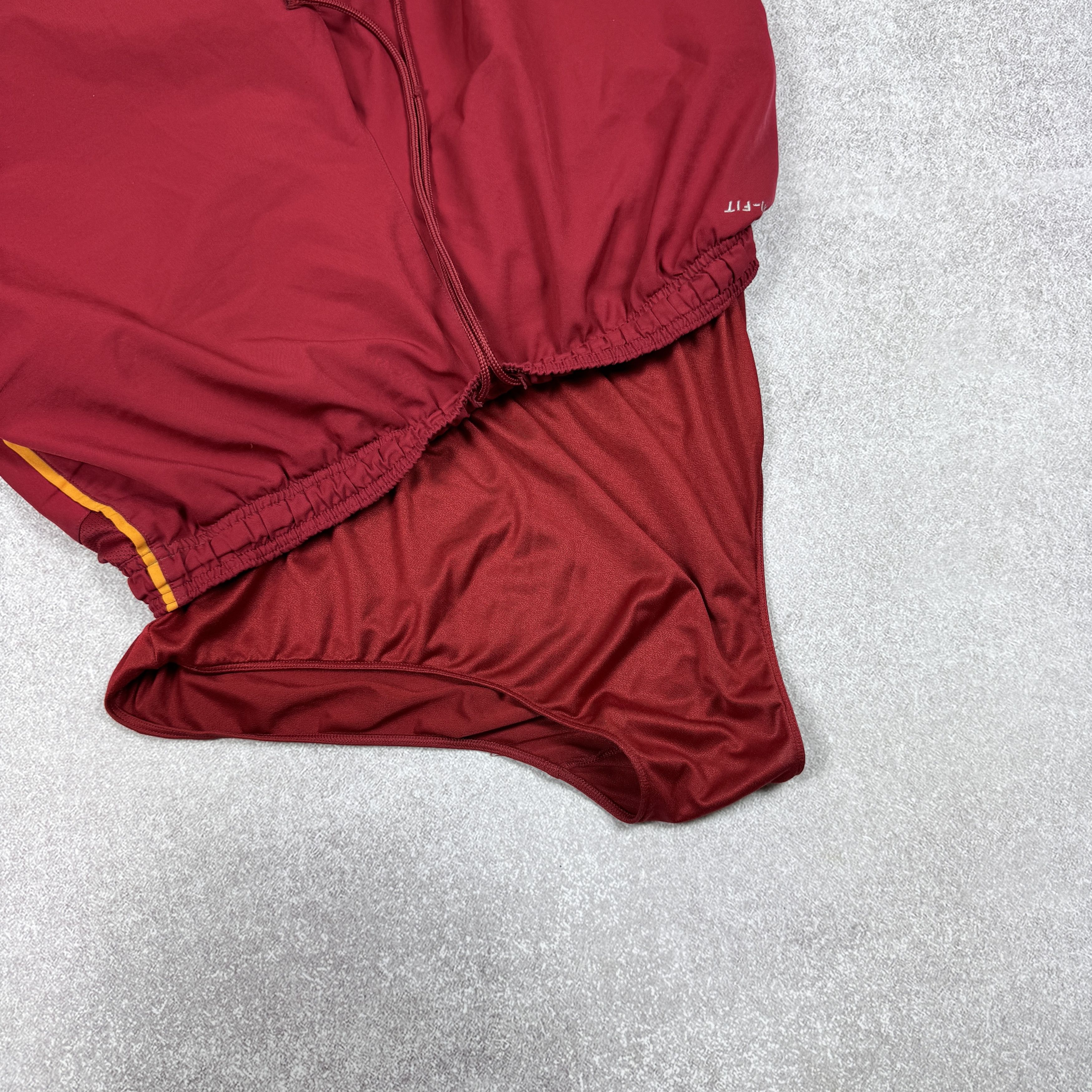 Nike Nike 2014 Galatasaray Dri-Fit Shorts Size L-XL Size US 36 / EU 52 - 6 Thumbnail