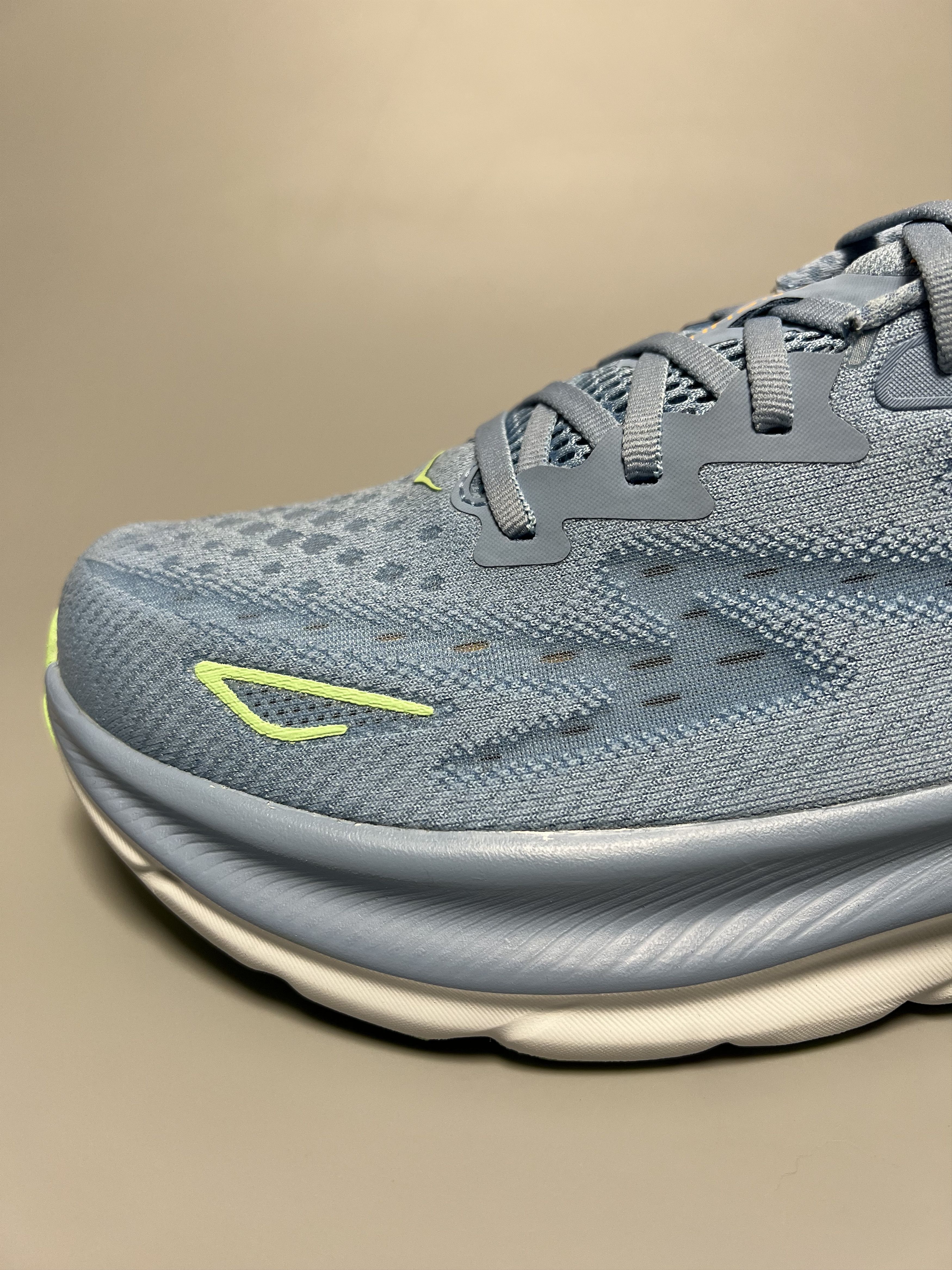 Hoka 9D Hoka One One Clifton 9 Running Shoes Walking Gym Size US 9 / EU 42 - 8 Thumbnail