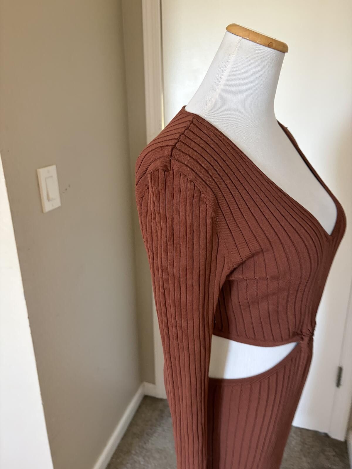 Other House of Harlow 1960 knit cut-out sweater dress Size M / US 6-8 / IT 42-44 - 7 Thumbnail