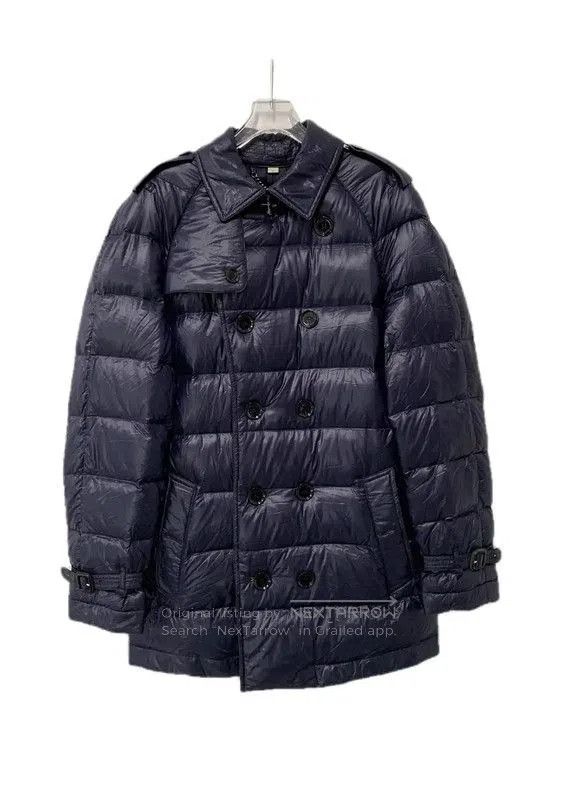Burberry Burberry M Nylon Down Jacket in Blue. Size M / US 6-8 / IT 42-44 - 1 Thumbnail