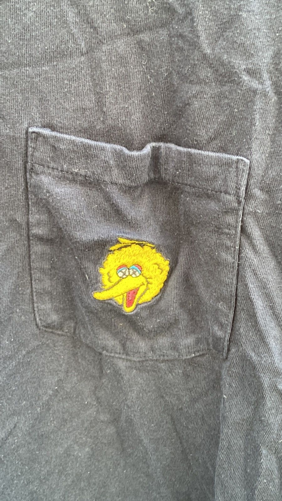 Kaws × Uniqlo Uniqlo x KAWS Sesame Street Blue Embroidered Big Bird Tee Size US XL / EU 56 / 4 - 4 Thumbnail