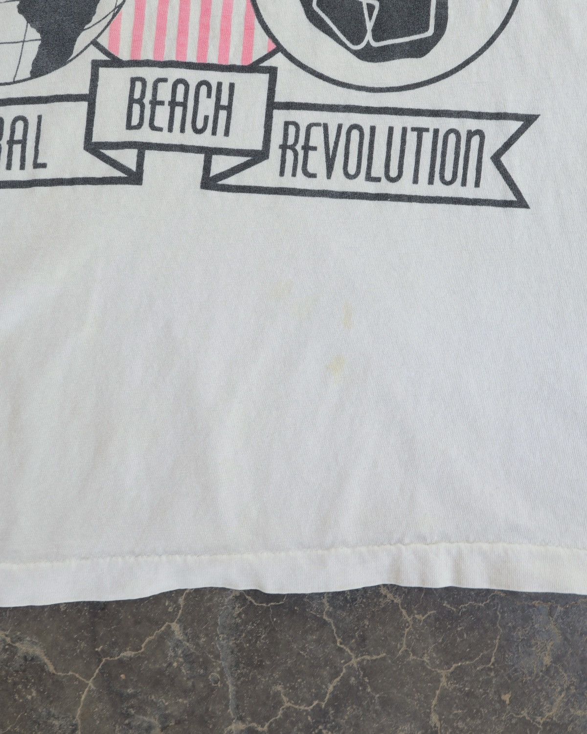 Body Glove × Vintage Vintage Body Glove Beach Revolution White World Tee Size US M / EU 48-50 / 2 - 3 Thumbnail