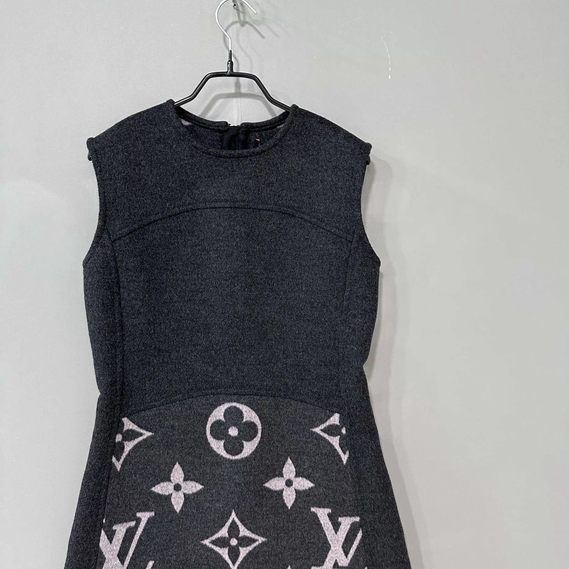 Louis Vuitton LV Monogram Robe Dress 99 New Size 36 Size XS / US 0-2 / IT 36-38 - 2 Thumbnail