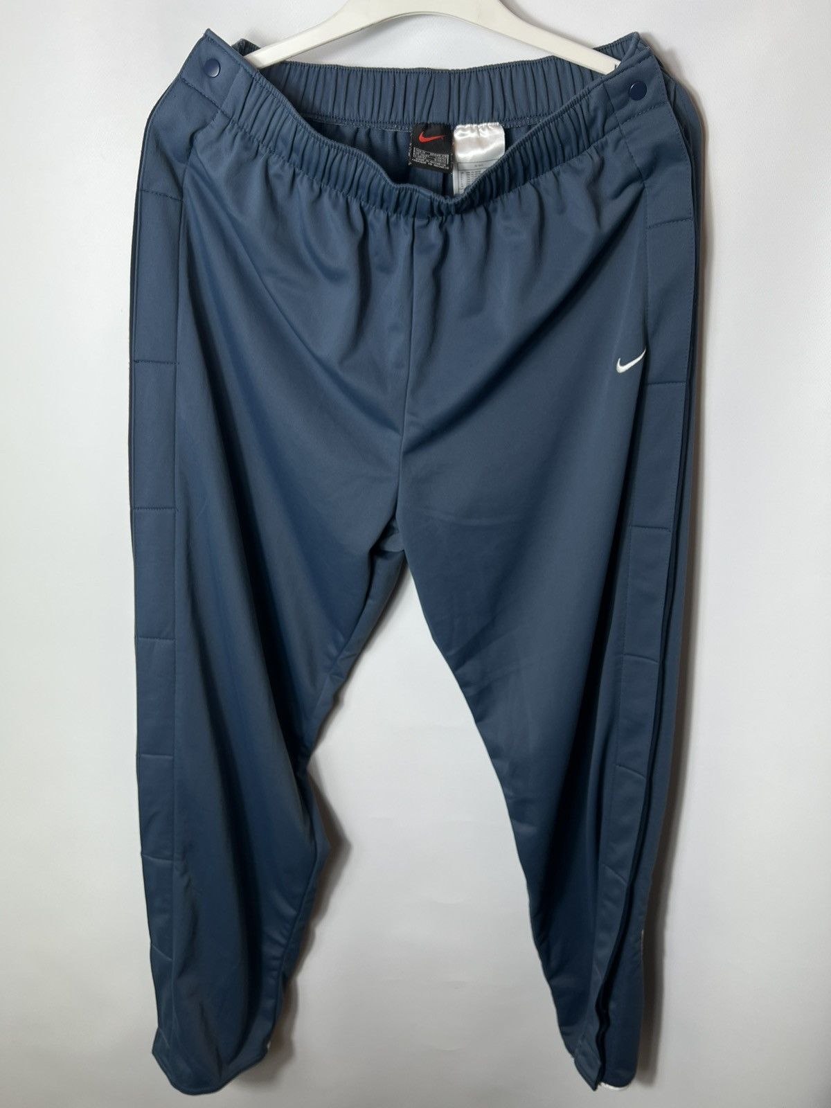 Nike Vintage streetwear 90s rare Nike Rivets Sweatpants Size M Size US 32 / EU 48 - 1 Thumbnail