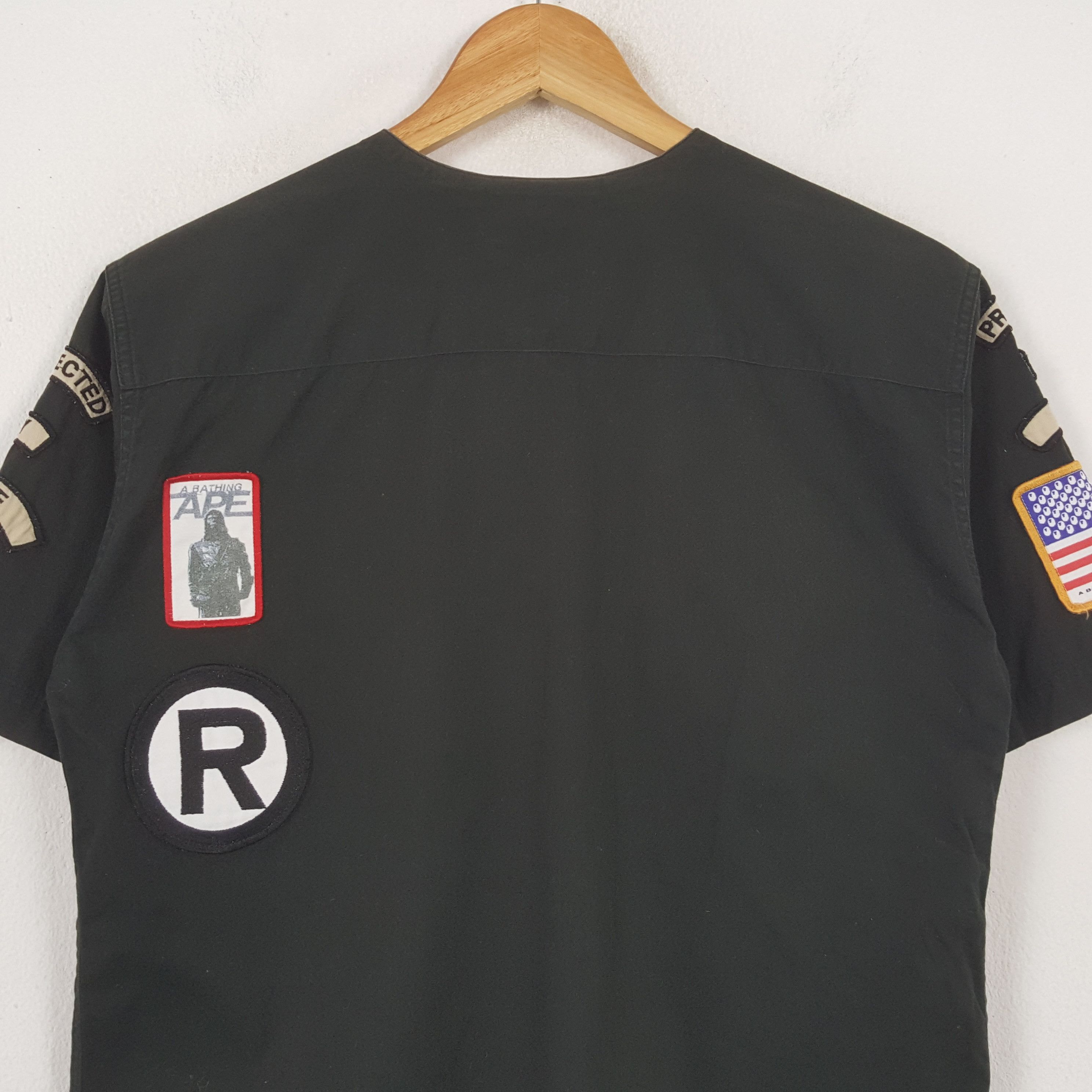 Bape × Vintage Vintage BAPE Japan Army Style Shirt C285N28 Size US M / EU 48-50 / 2 - 4 Thumbnail