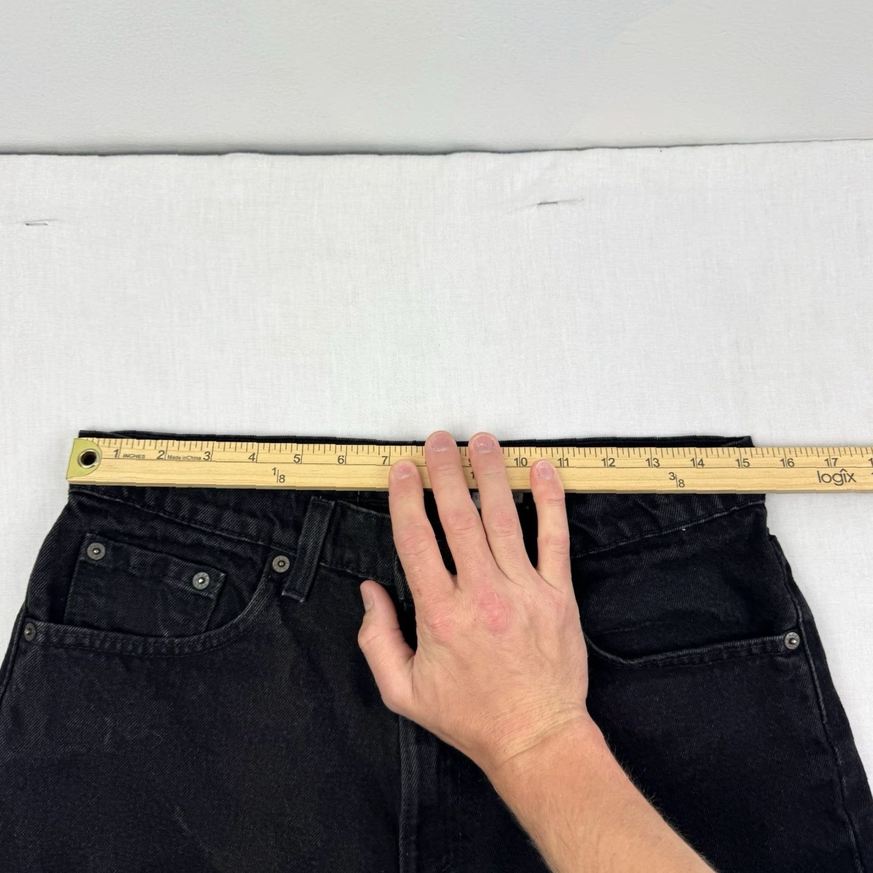 Levi's VINTAGE Levi's 550 Jeans Men's 34x30 Black Relaxed Tapered 90s Grunge USA Size US 34 / EU 50 - 7 Thumbnail
