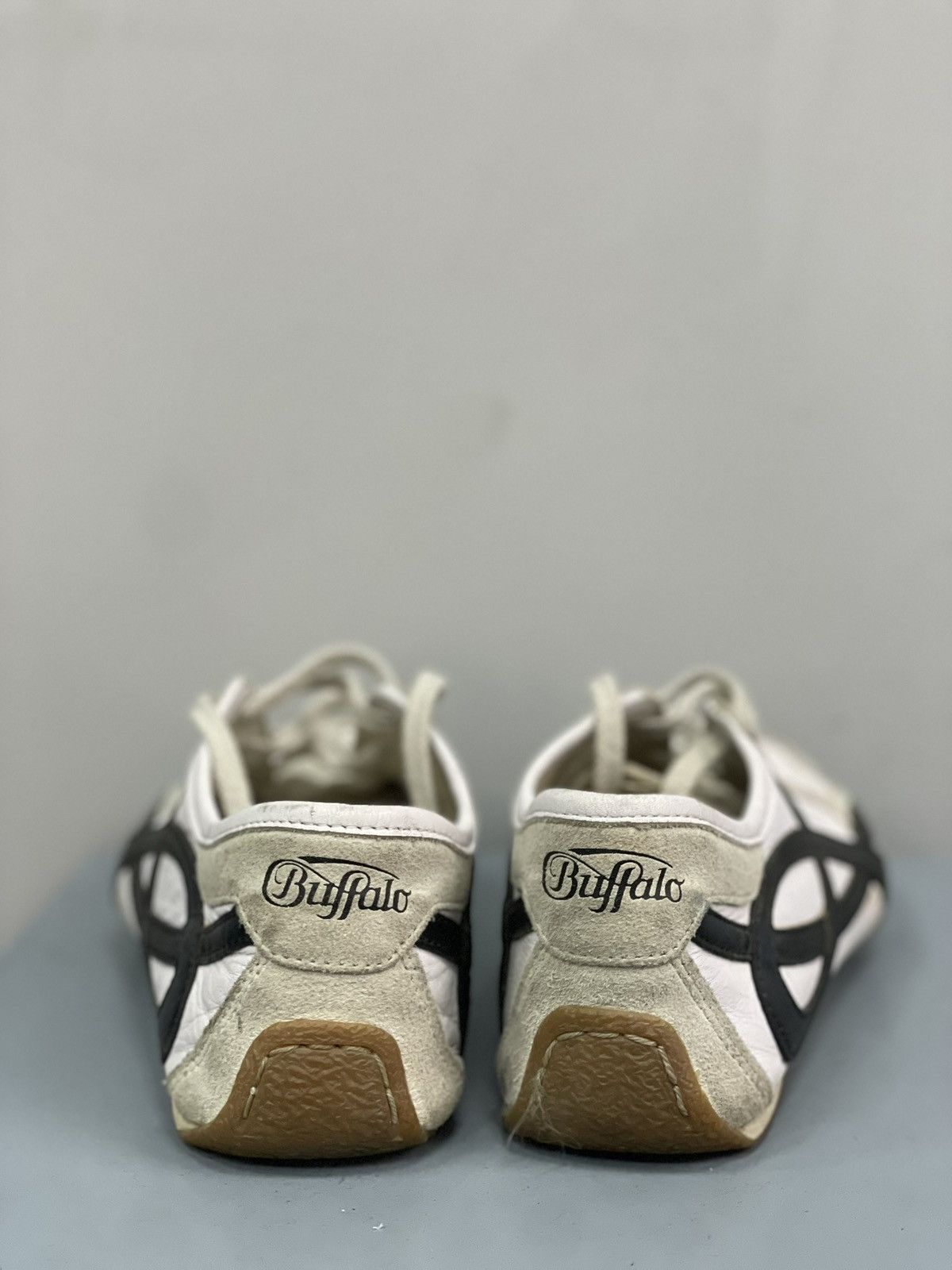 Buffalo London Vintage low sneakers Loewe style shoes trainers Size US 8 / IT 38 - 11 Thumbnail