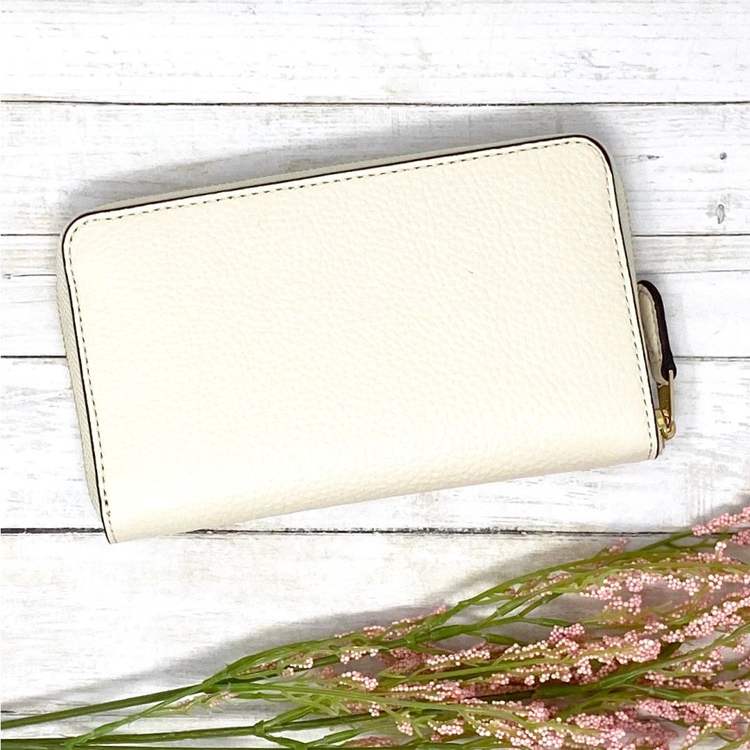 Coach Coach Medium Id Zip Wallet Diary Embroidery Chalk C8309 Size ONE SIZE - 2 Thumbnail