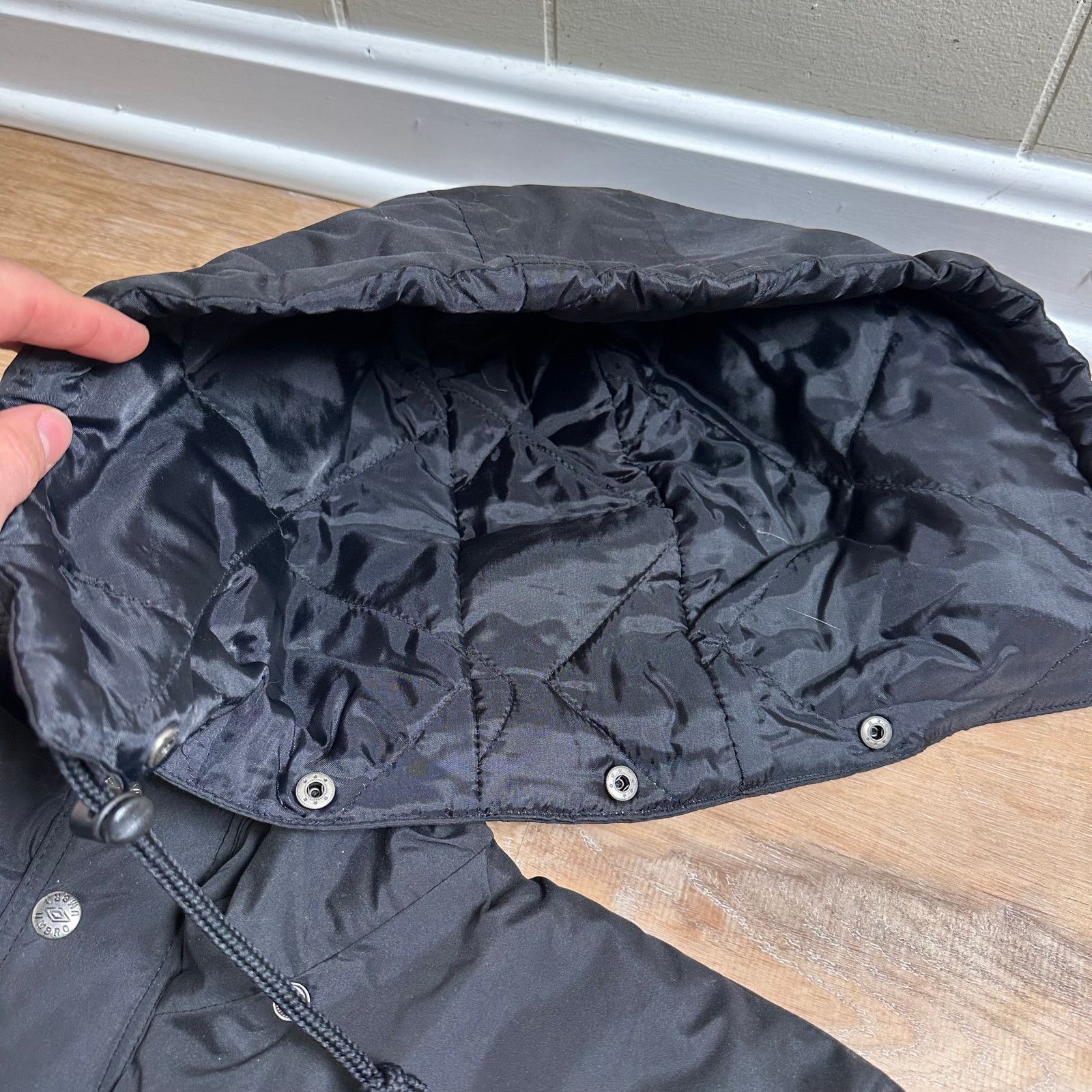 Umbro Mens Large Vintage 90s Umbro Puffer Jacket DETACHABLE HOOD Size US L / EU 52-54 / 3 - 15 Thumbnail