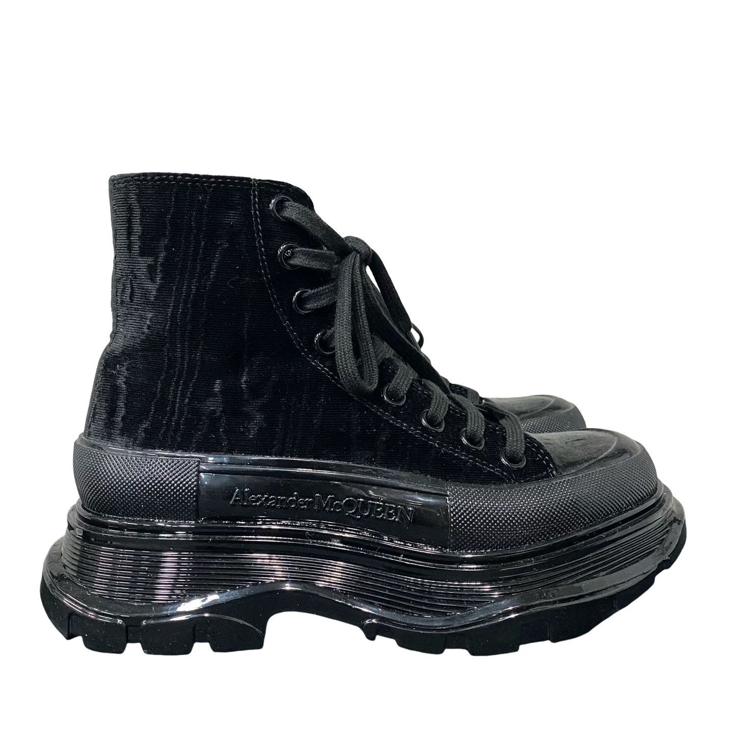 Alexander McQueen Alexander McQueen Velvet High Top Boots Size 36 Size US 6 / IT 36 - 1 Thumbnail