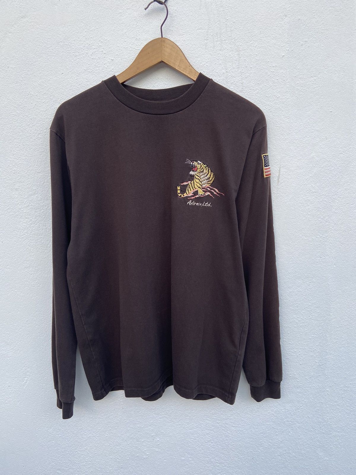 Avirex 🔥 Avirex t shirt long sleeve sukajan tiger motive Size US L / EU 52-54 / 3 - 7 Thumbnail