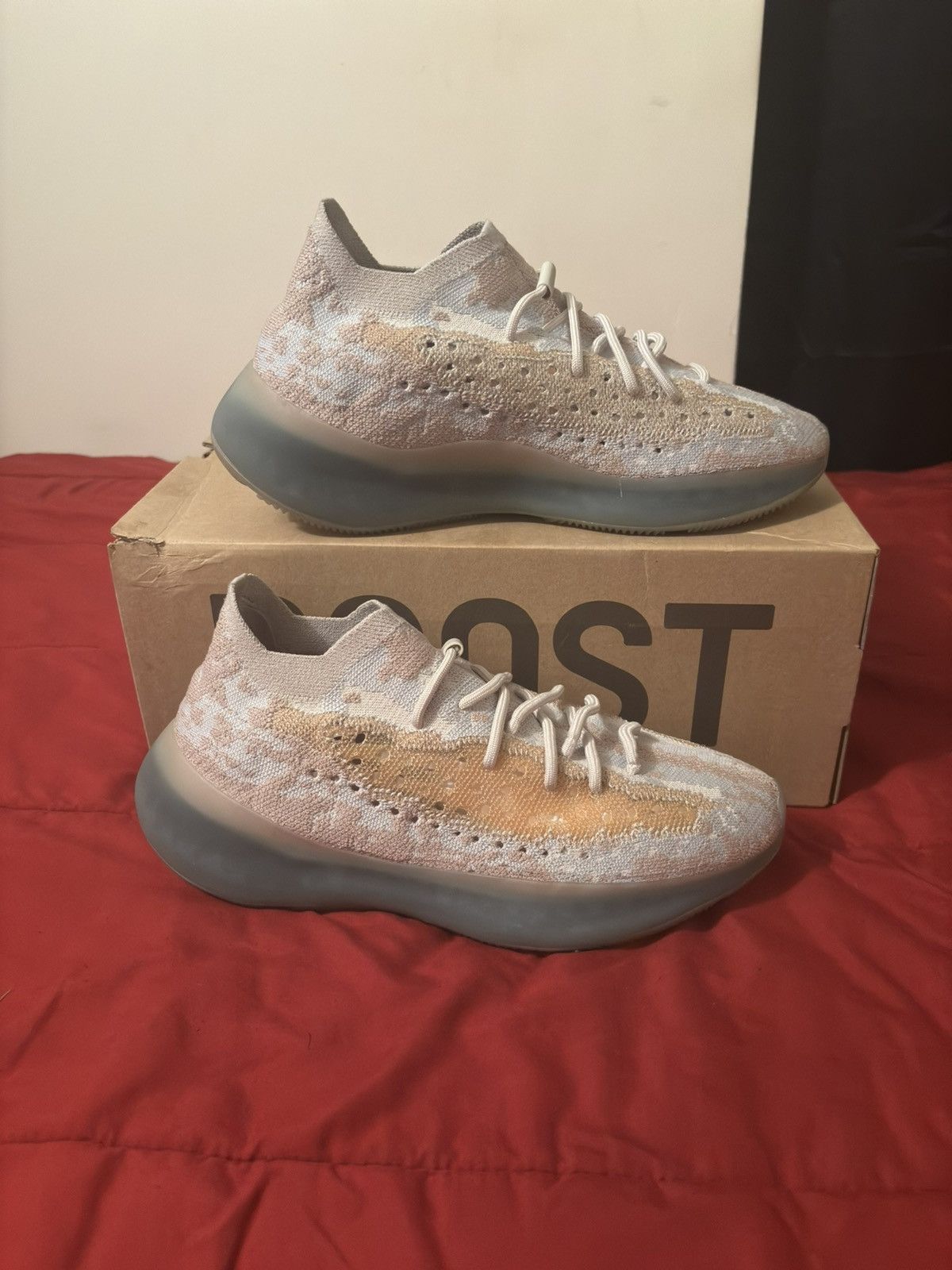 Adidas Yezzy 380 Size US 10.5 / EU 43-44 - 2 Thumbnail