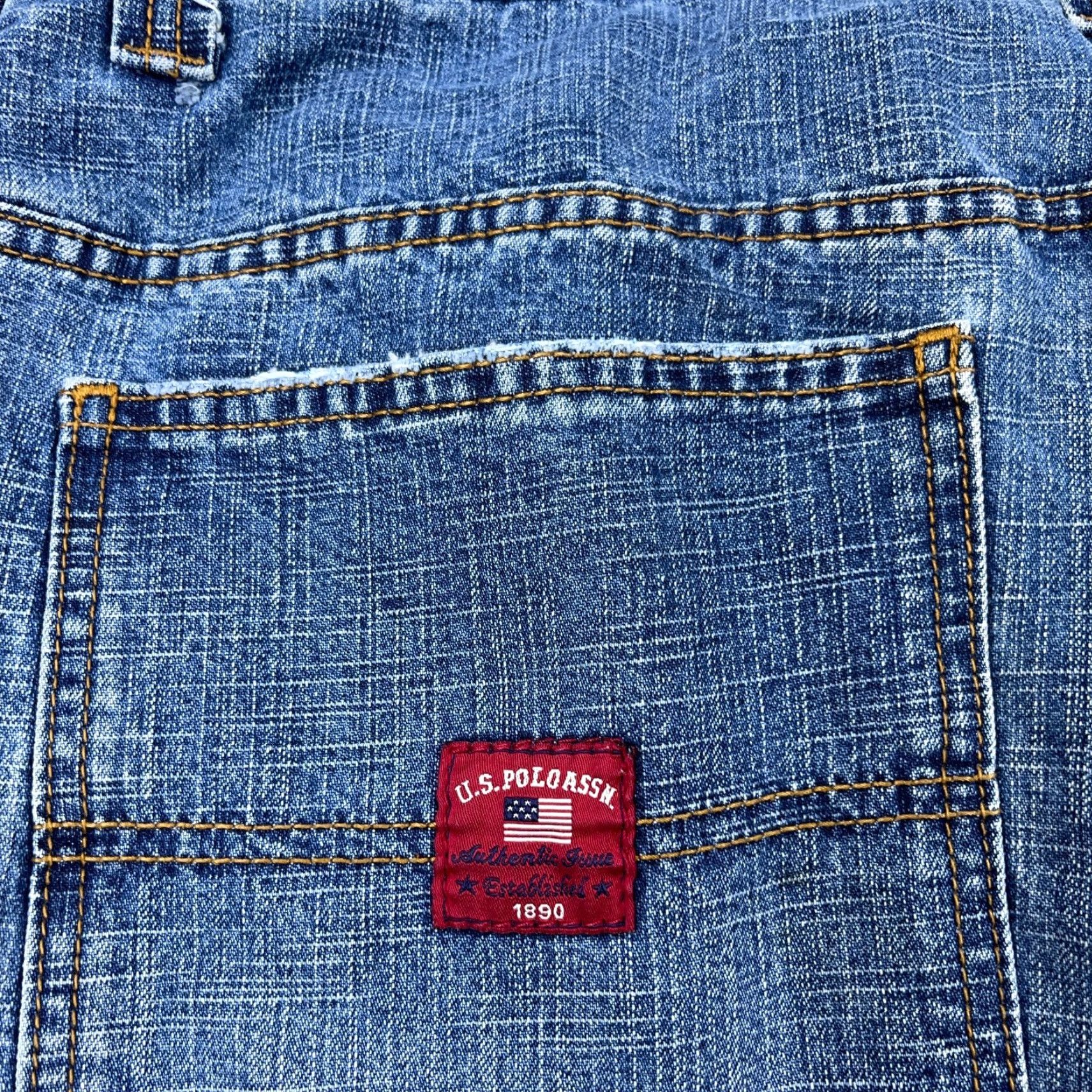 Vintage Vintage US Polo Assn Shorts Men 38 Bermuda Denim Blue 90s Grunge Hip Hop Hipster Rockabilly Classic 5-Pocket Relaxed Baggy Casual Travel Workwear Mens Size US M / EU 48-50 / 2 - 3 Thumbnail