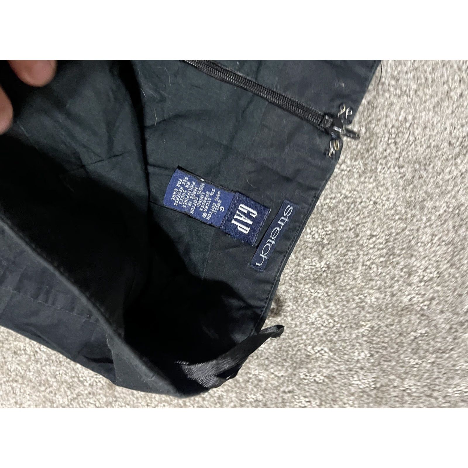 Gap VINTAGE Gap Skirt Black Cotton Spandex 6 Short Zip Back Up to Date Cargo Pockets Womens Size 28" / US 6 / IT 42 - 2 Thumbnail