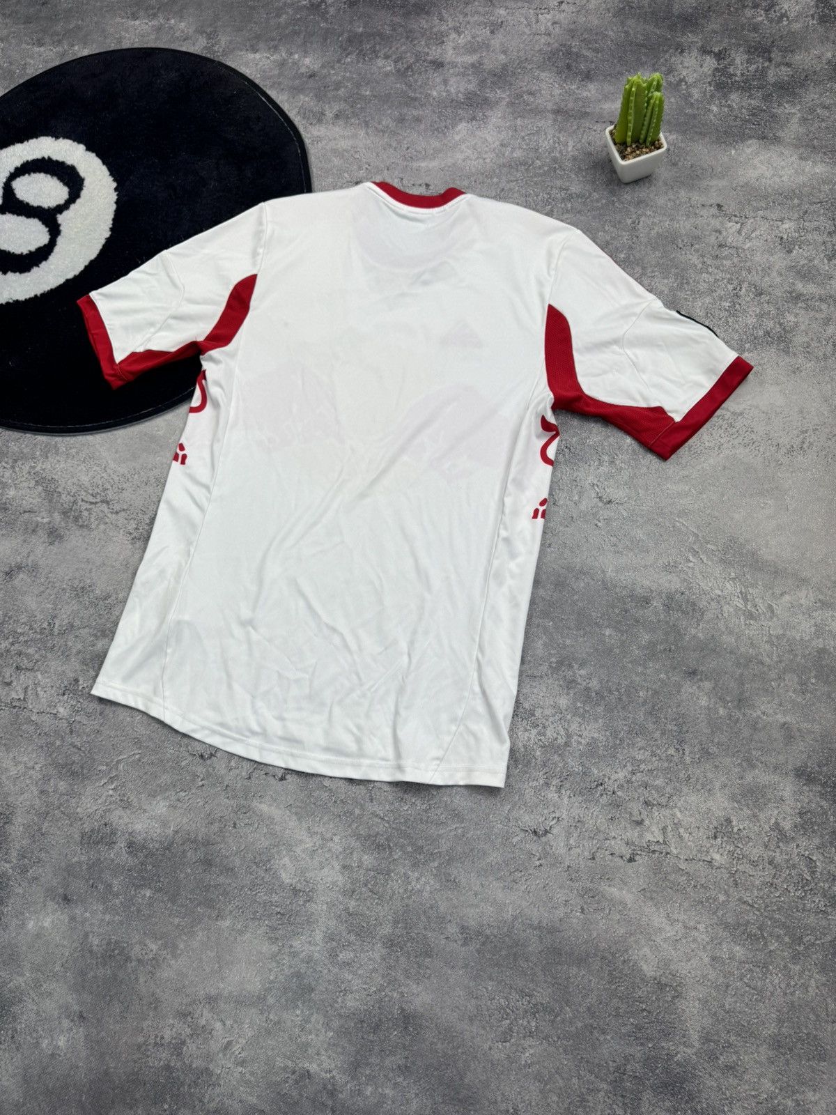 Adidas Retro New York Red Bulls 2013-14 Home Football Jersey MLS Size US M / EU 48-50 / 2 - 15 Thumbnail