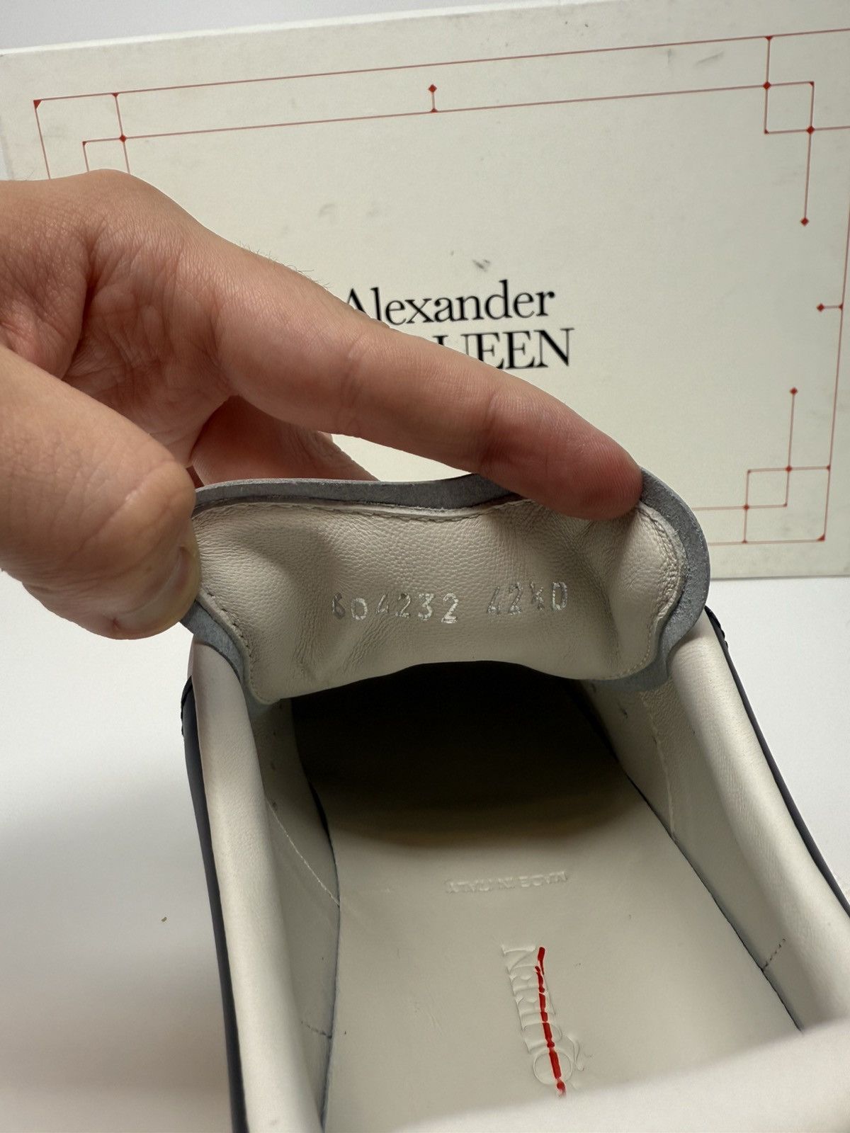 Alexander McQueen Alexander McQueen Oversized Clear Sole Sneaker Size US 9.5 / EU 42-43 - 7 Thumbnail