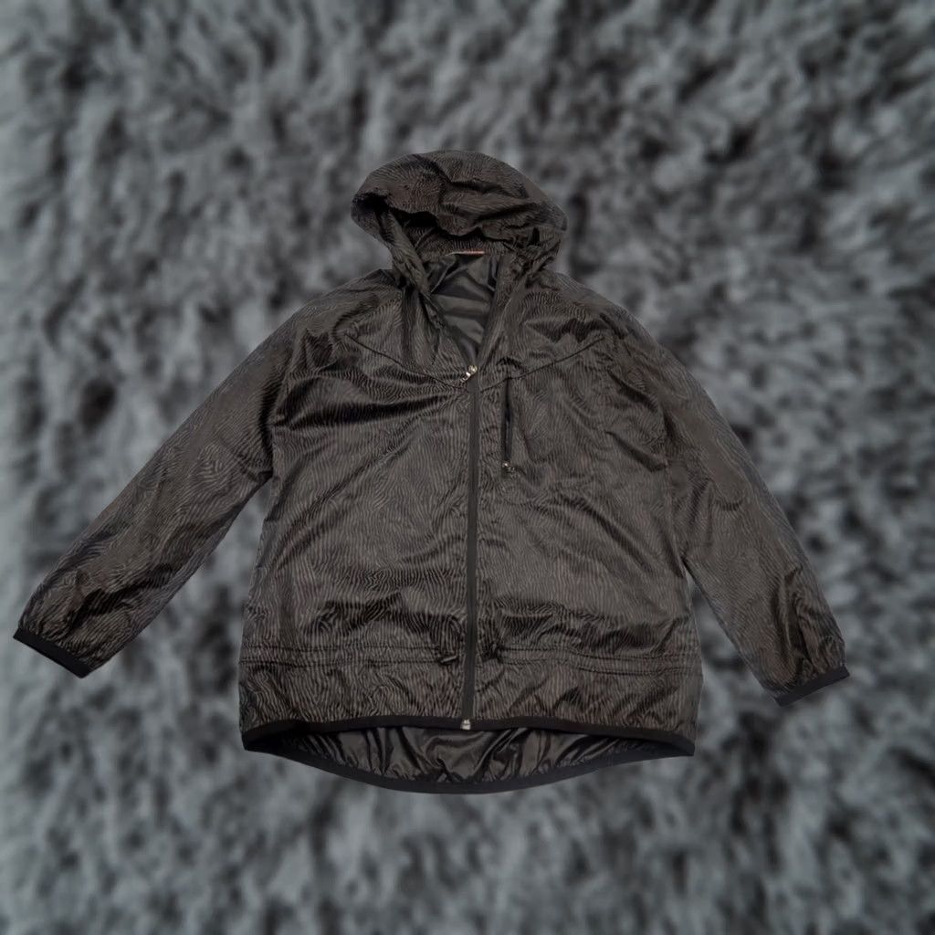 Nike Nike Women's Windbreaker Jacket Windbreaker Full Zip Reflective Grid Print Black L Regular Womens Nike Dri-Fit Running & Jogging 90s? Size L / US 10 / IT 46 - 1 Thumbnail
