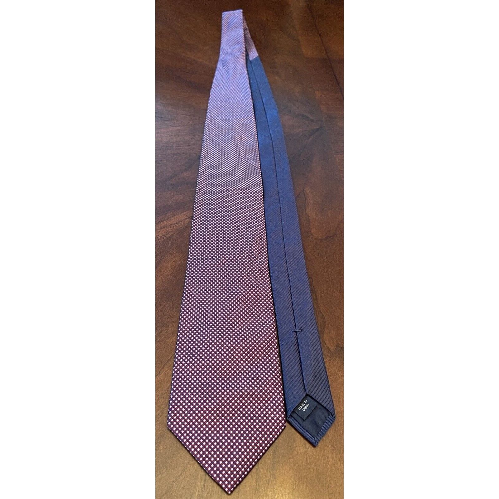 Tommy Hilfiger Tommy Hilfiger Burgundy Blue 100% Silk Made In China Size ONE SIZE - 3 Thumbnail