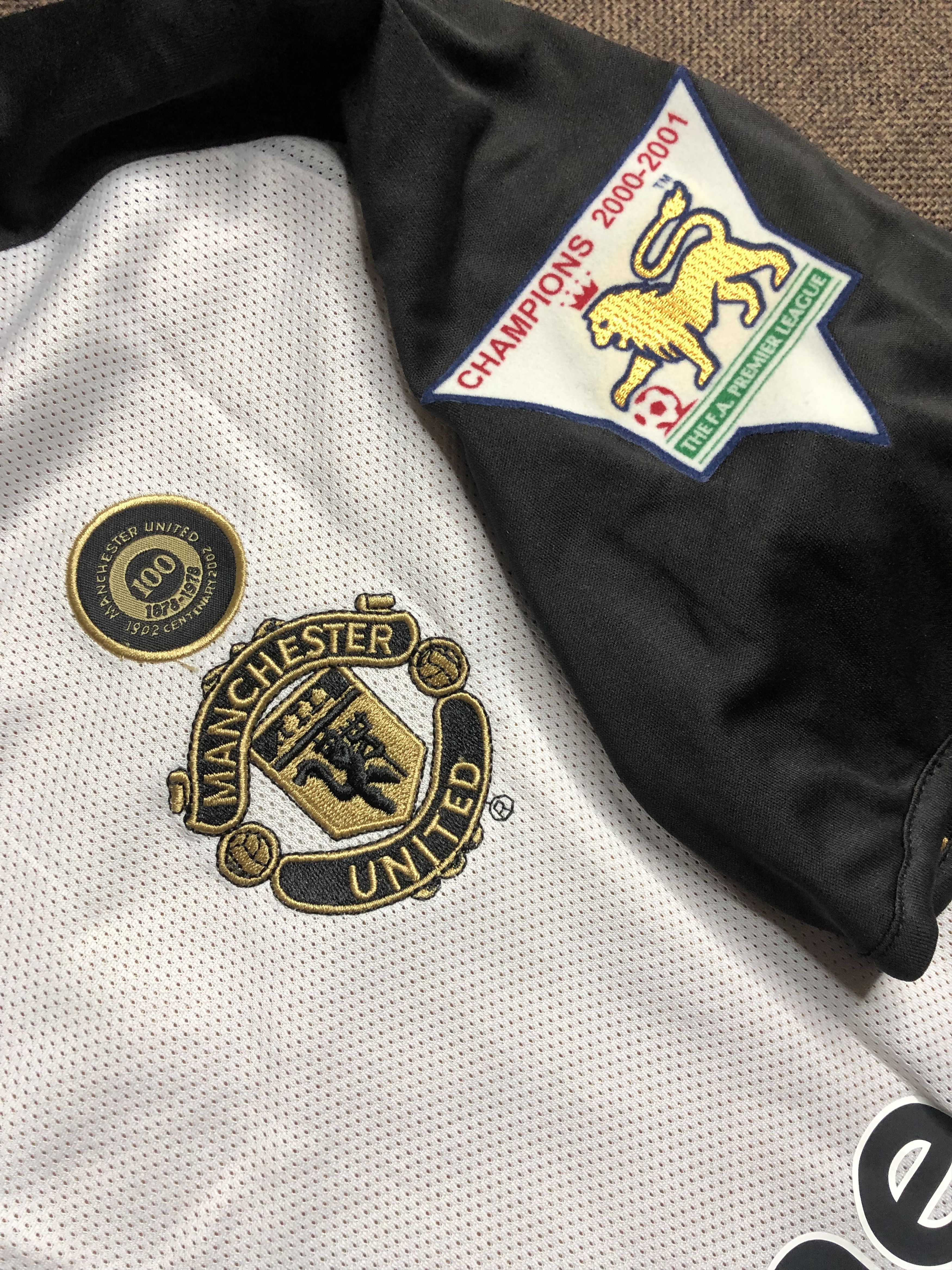 Vintage 2000-02 Backham Manchester Retro Jersey Size US L / EU 52-54 / 3 - 6 Thumbnail