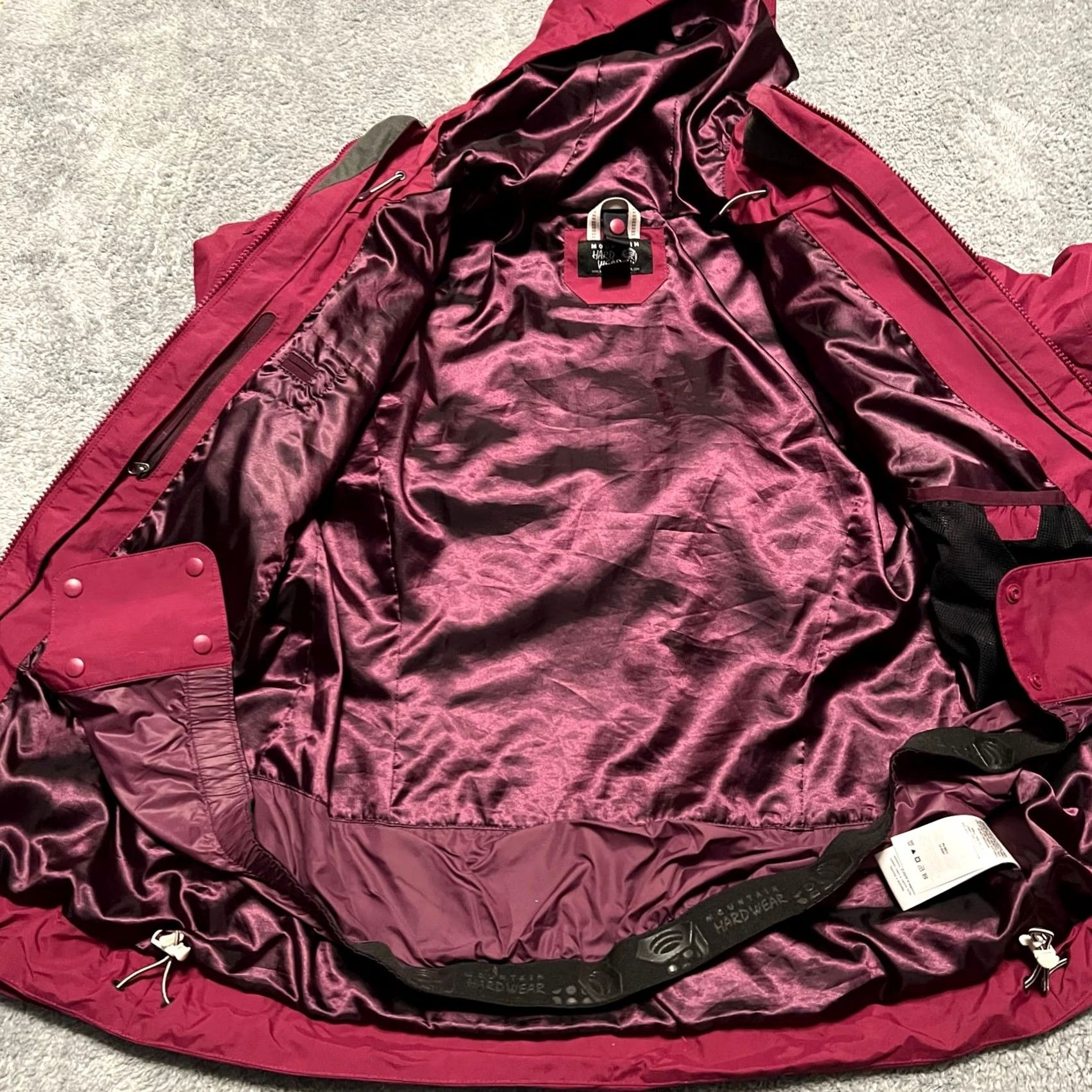 Mountain Hardwear Mountain Hardwear Jacket Womens Small Pink Hooded Rain Nylon Coat S Womens Jacket Nylon Pink Hooded Rain Coat Size S / US 4 / IT 40 - 5 Thumbnail