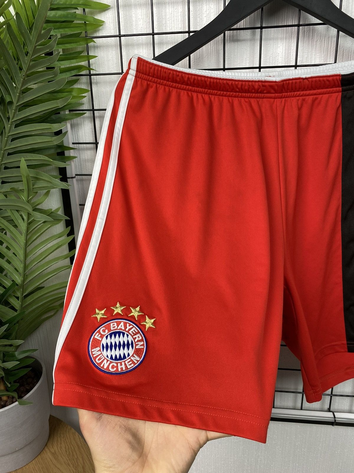 Adidas × Vintage Adidas Bayern Munich 2014-2015 Shorts Soccer Football Red L Size US 34 / EU 50 - 5 Thumbnail