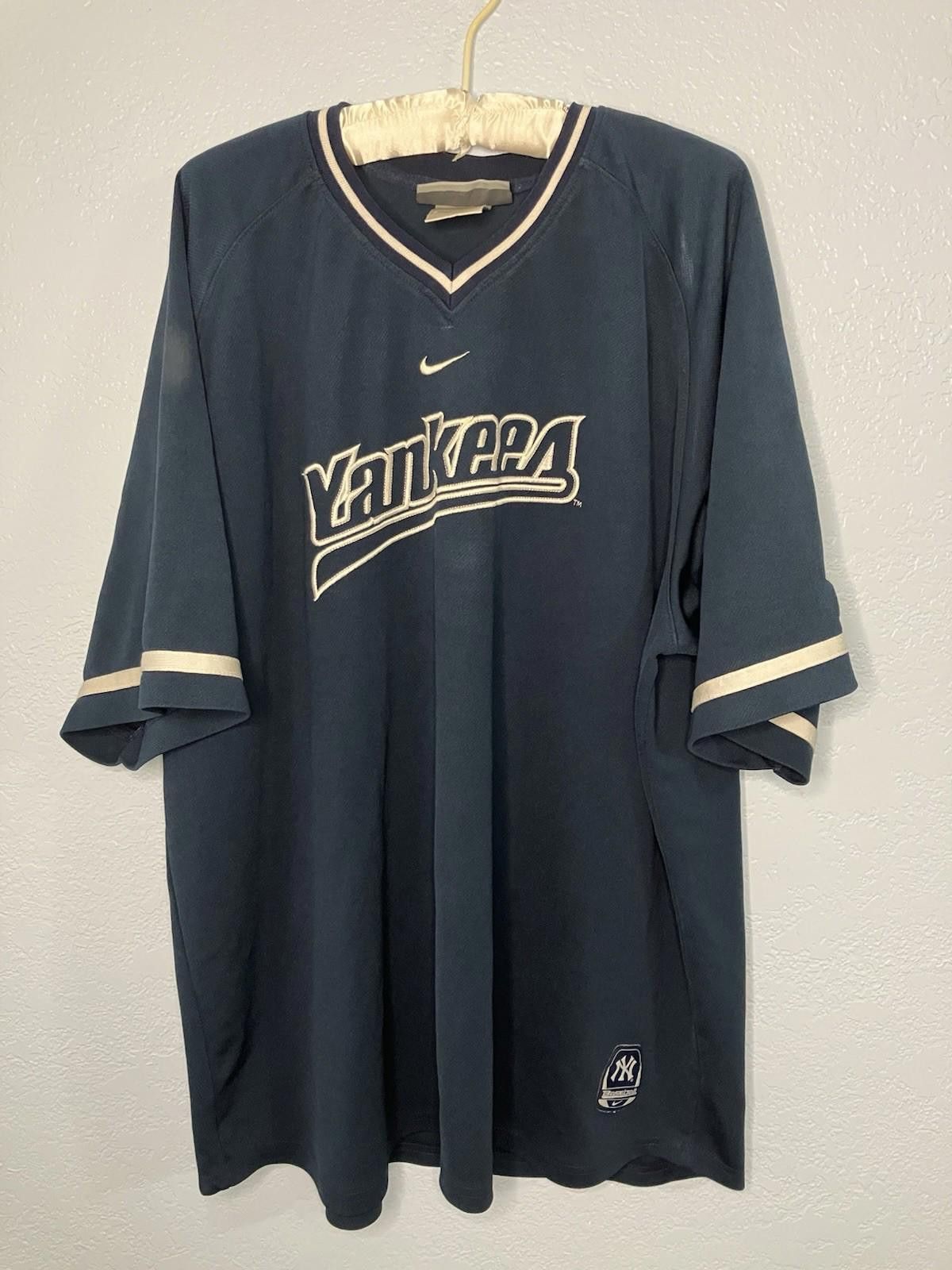 Nike Nike Team VTG New York Yankees Jersey Size ONE SIZE - 1 Thumbnail