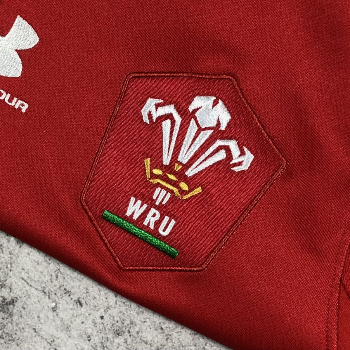 Under Armour Japan Wales WRU Rugby World Cup 2019 Home Jersey Size US S / EU 44-46 / 1 - 3 Thumbnail