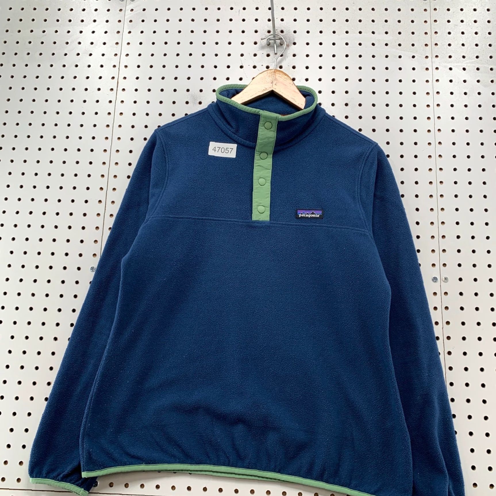 Patagonia Patagonia Women's Jacket M Blue Fleece 1/4 Snap Pullover Micro D Sweater - Outdoor Basic Coat, Regular Fit, Logo, Casual Climate Casual Womens Size M / US 6-8 / IT 42-44 - 4 Thumbnail