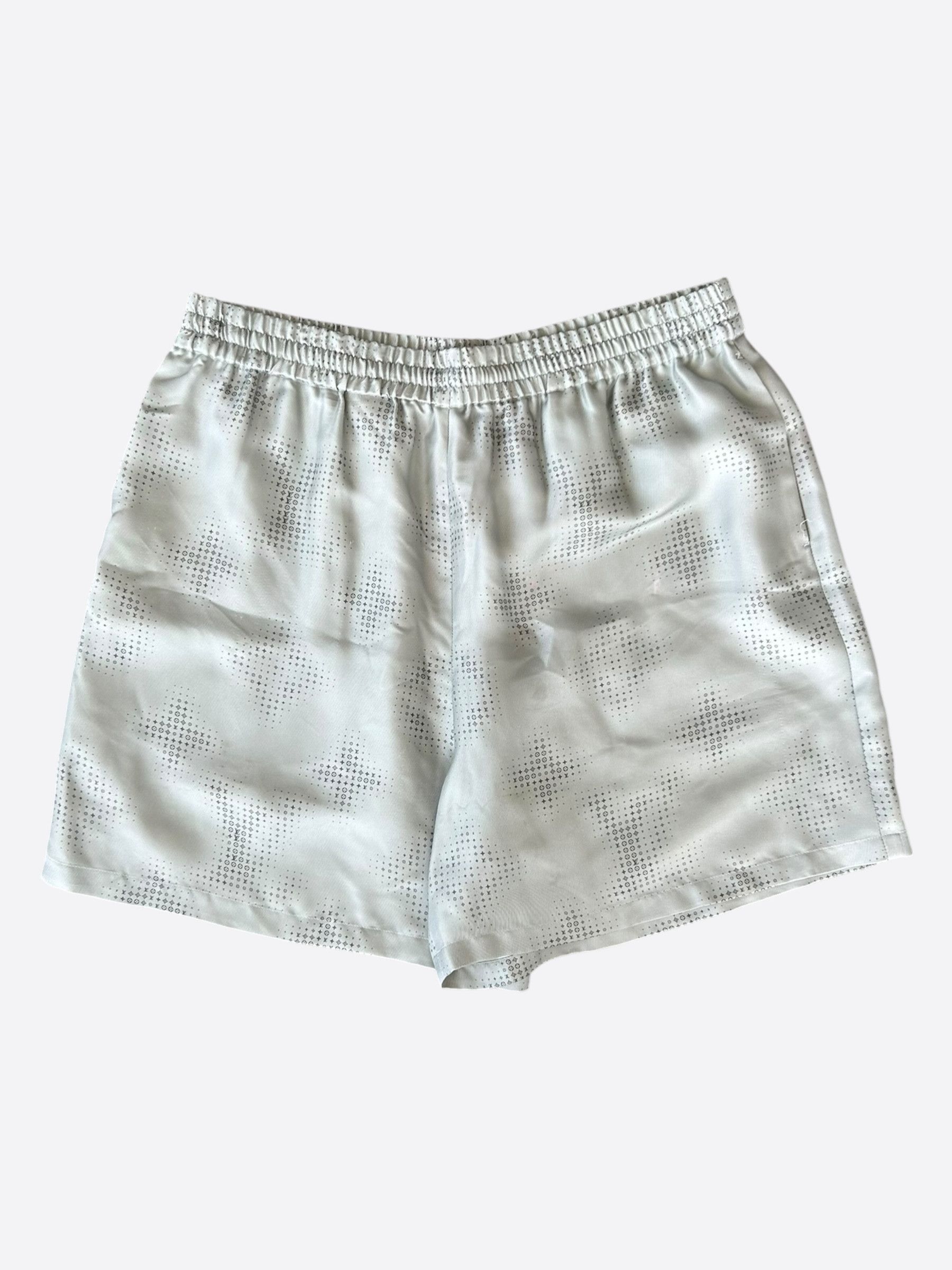 Louis Vuitton Louis Vuitton Grey LV Pixel Monogram Silk Shorts Size US 42 / EU 58 - 1 Thumbnail