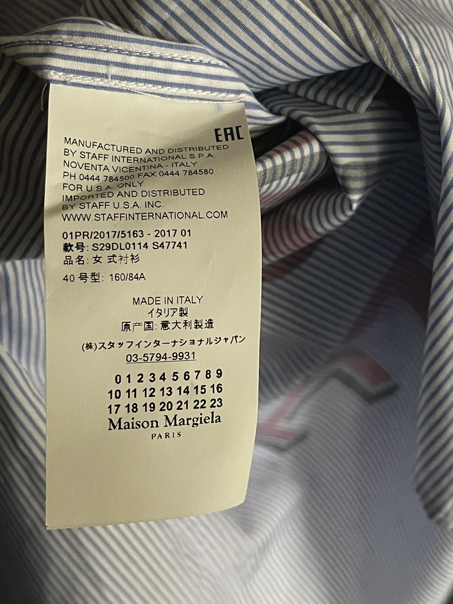 Maison Margiela Maison Margiela 17ss offset letter shirt 2501-Nextarrow Size US XXS / EU 40 - 6 Thumbnail