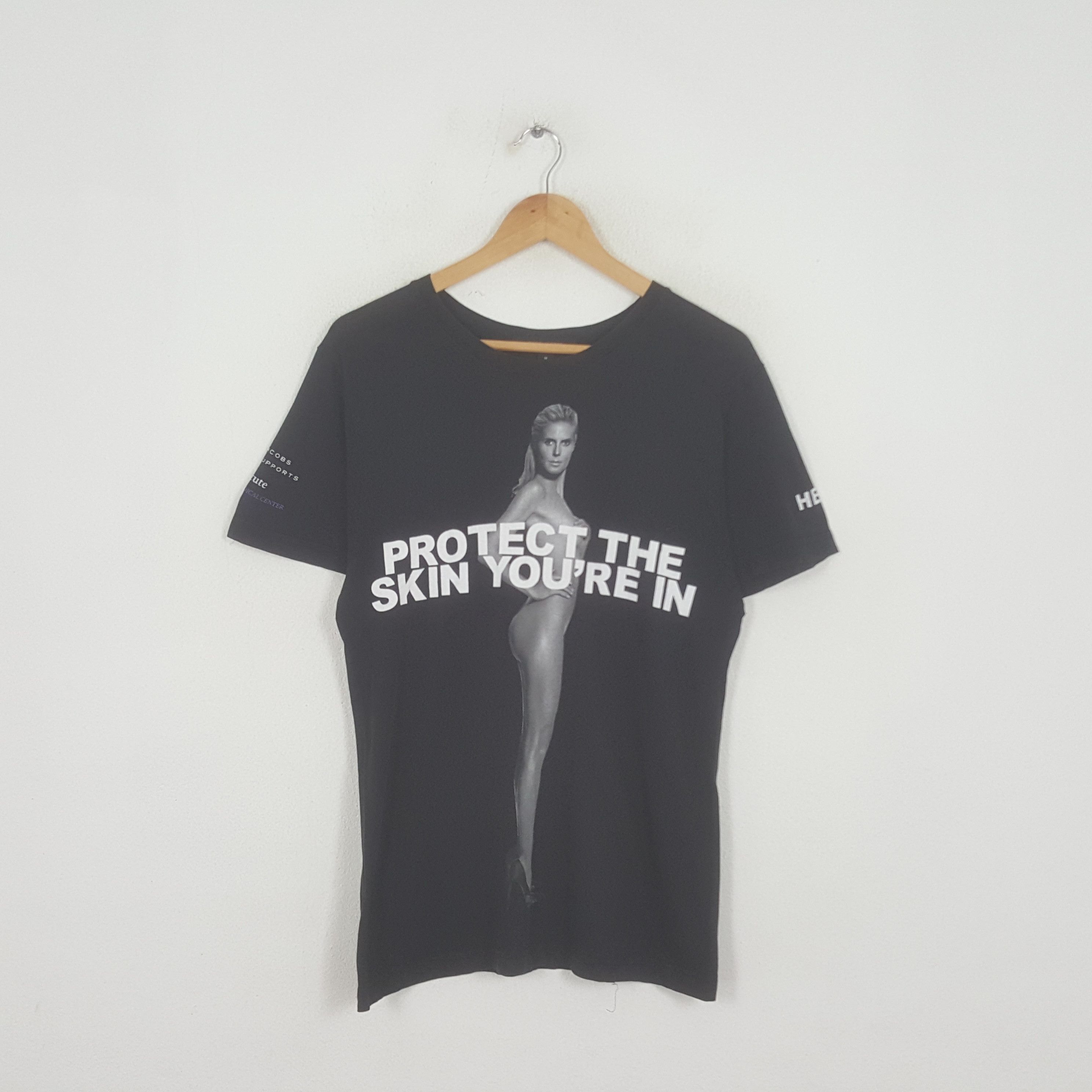 Vintage Marc Jacobs & Robert Duffy Cancer Institute Tshirt